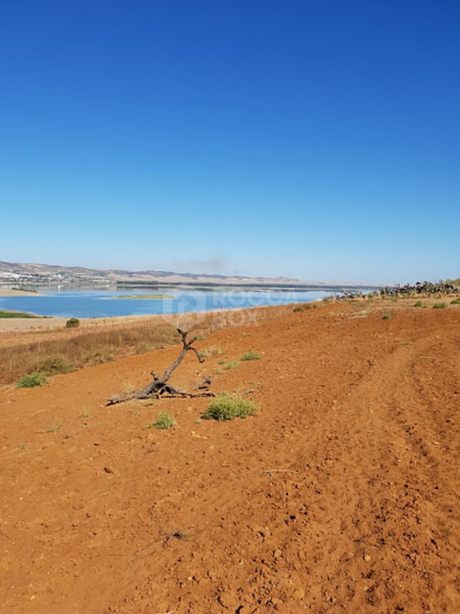 PLOT FOR SALE IN CADIZ