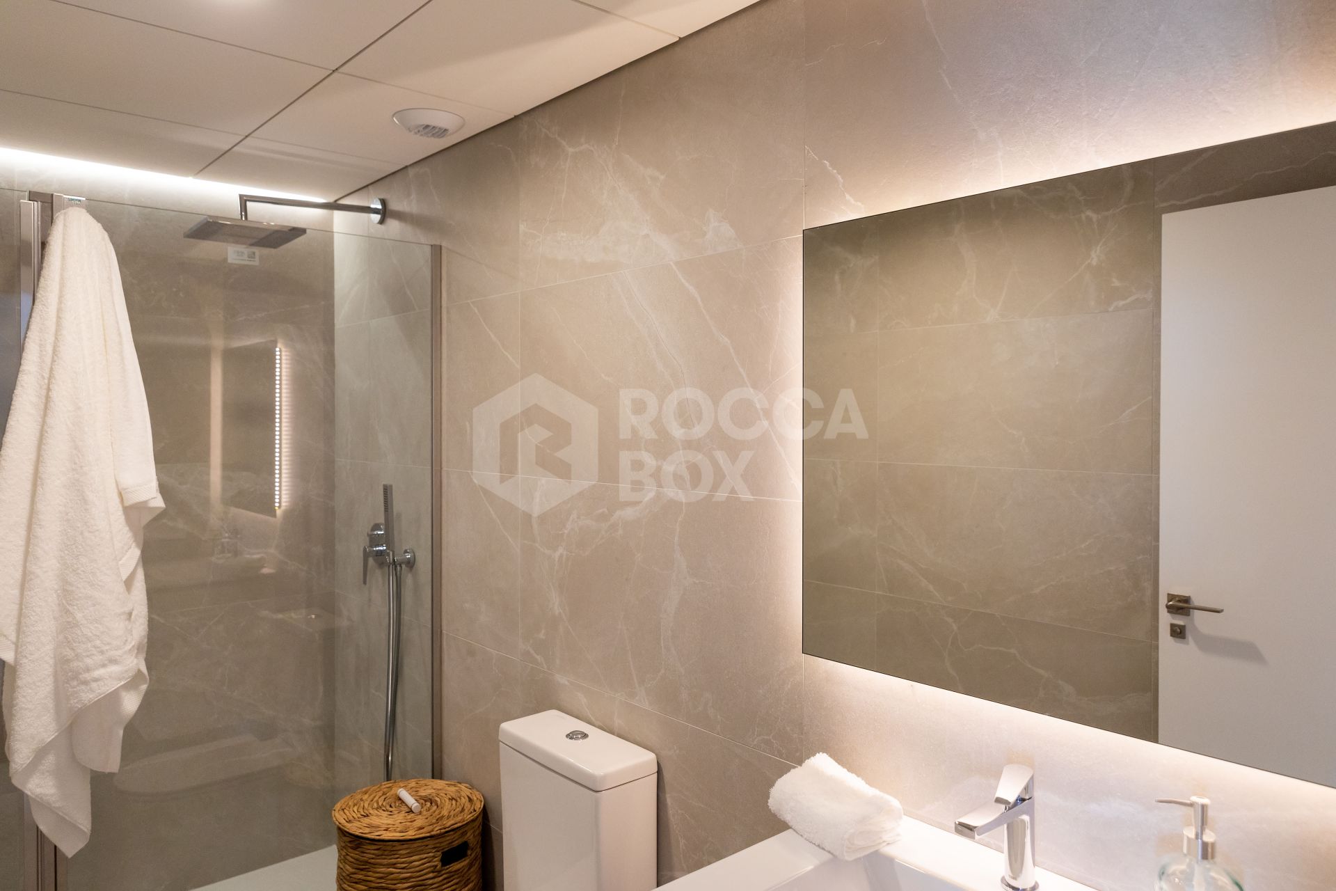 Iconic, contemporary apartments with seaviews in Gran Alacant, Alicante