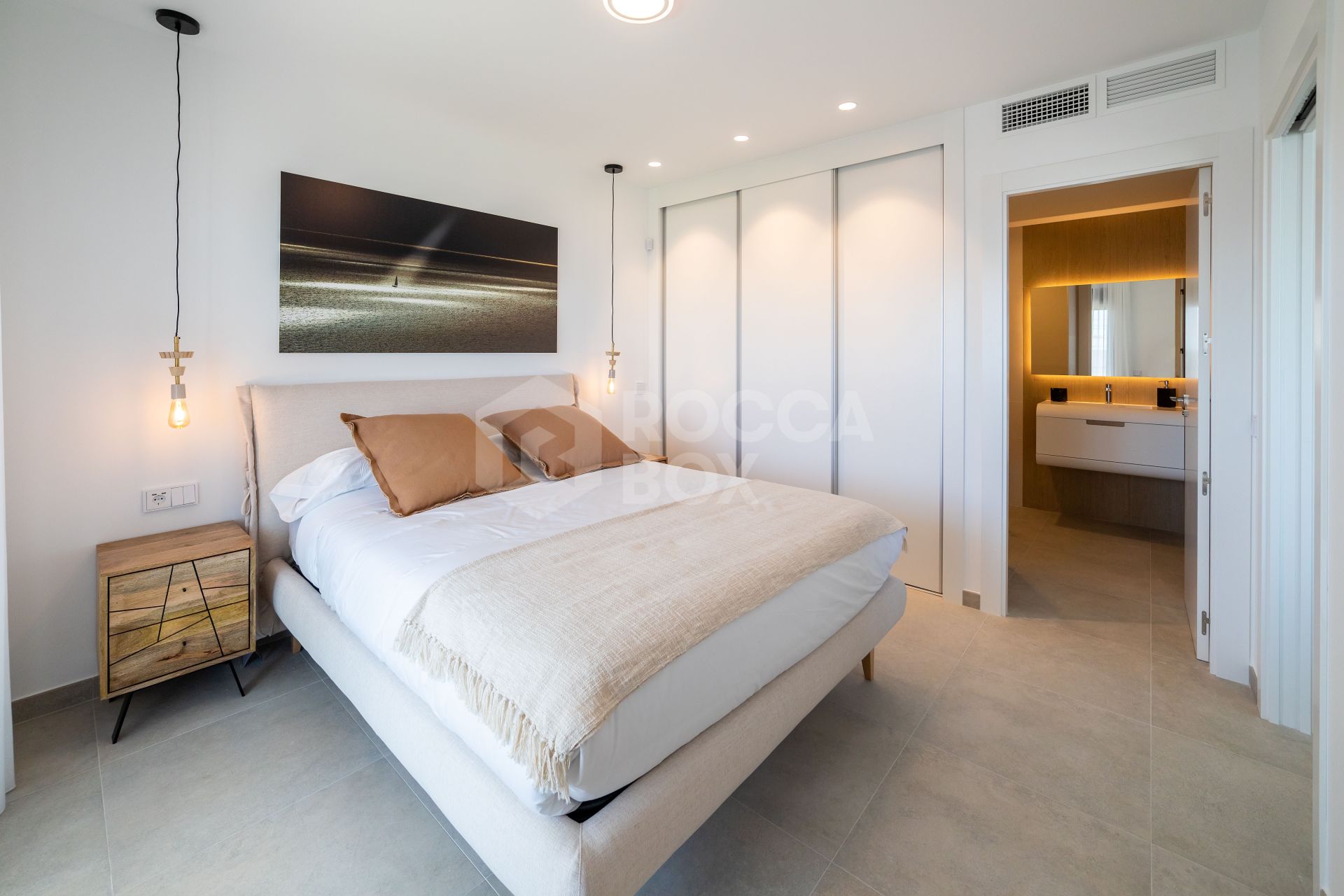 Iconic, contemporary apartments with seaviews in Gran Alacant, Alicante