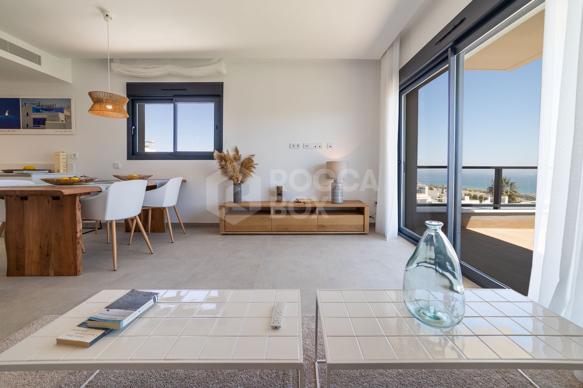 Iconic, contemporary apartments with seaviews in Gran Alacant, Alicante