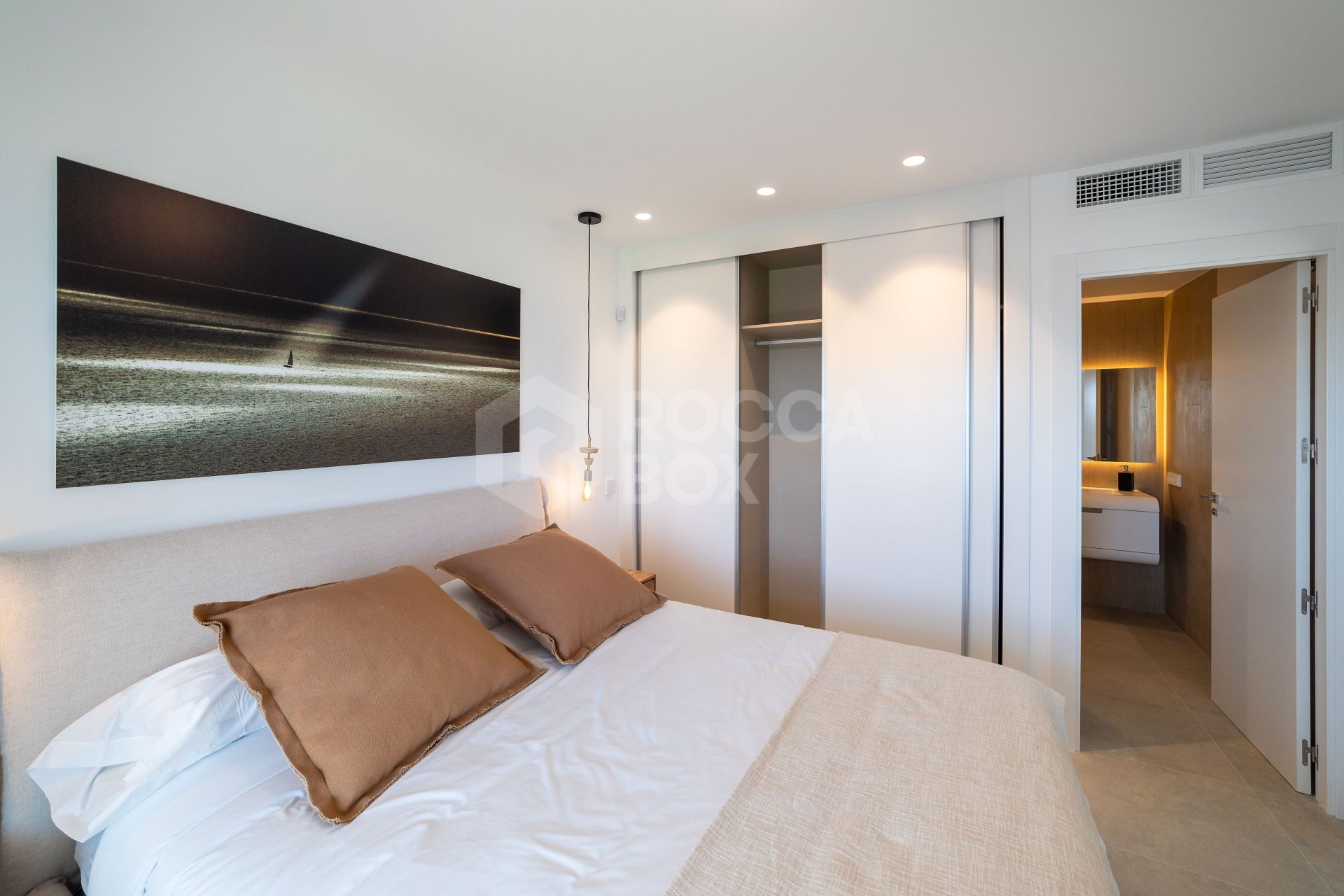 Iconic, contemporary apartments with seaviews in Gran Alacant, Alicante