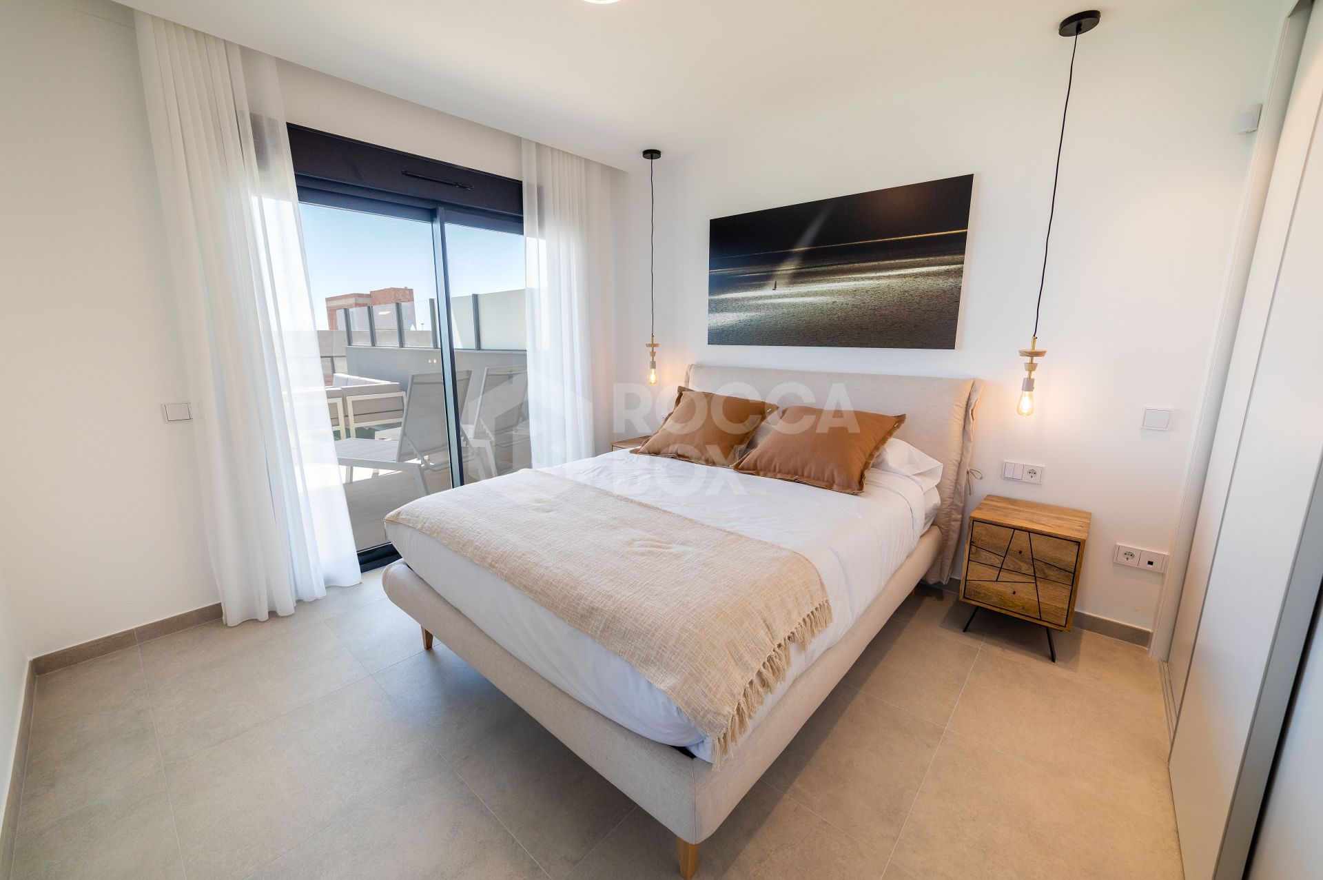 Iconic, contemporary apartments with seaviews in Gran Alacant, Alicante