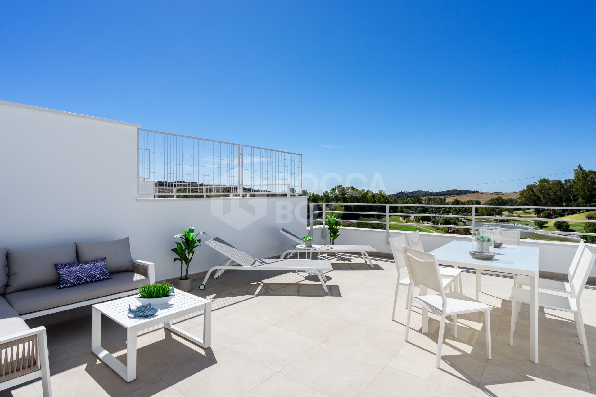 Green Golf, modern townhouses, golf frontline in Estepona