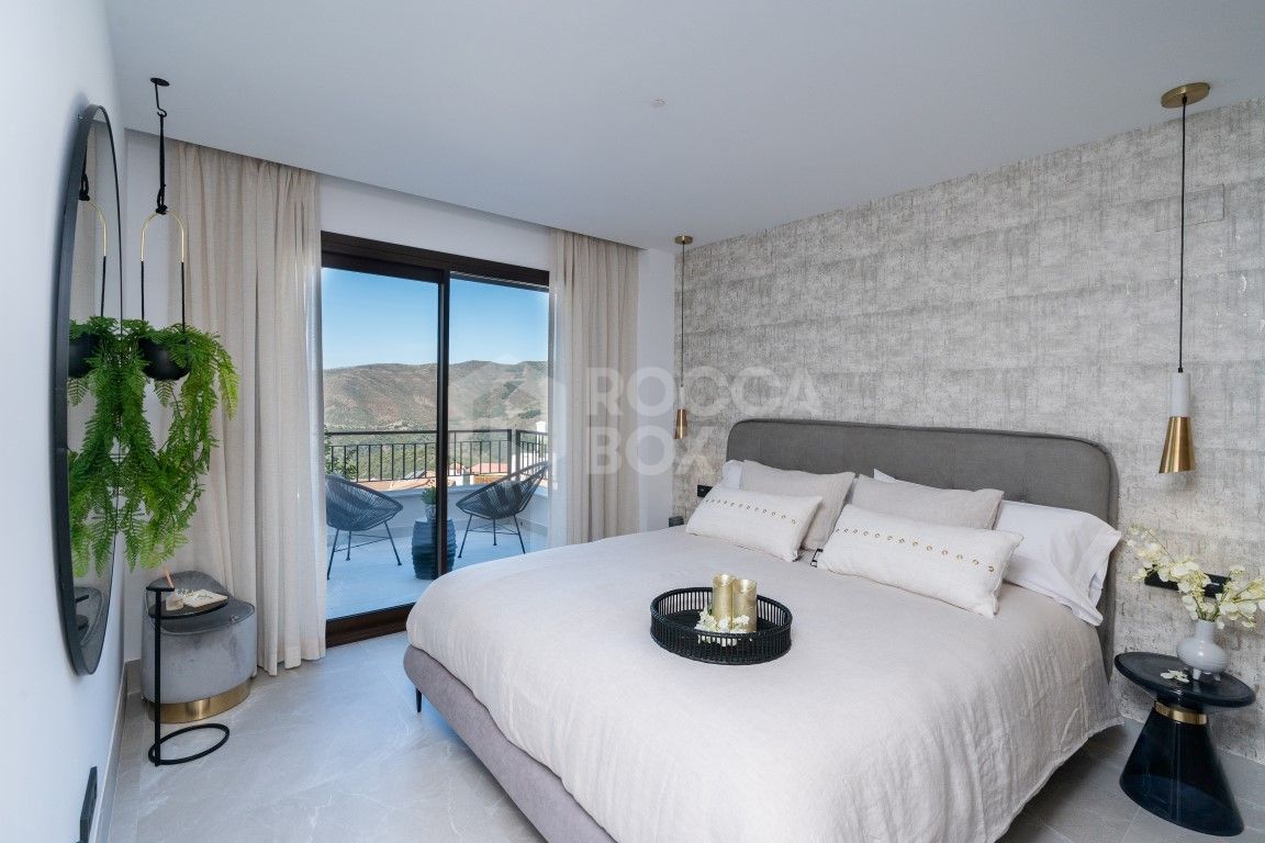 Almazara Hills, modern apartments surrounded by nature close to Marbella
