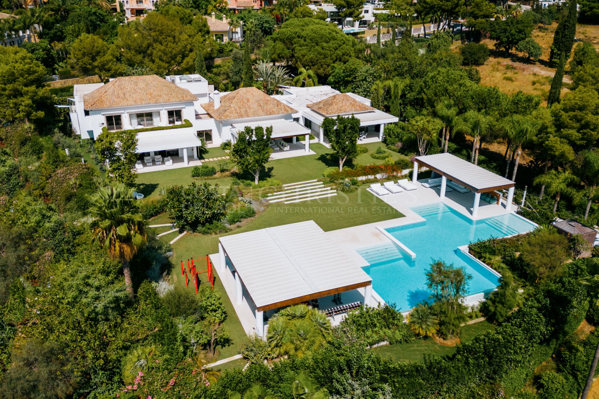 EXTRAORDINARY MODERN-MEDITERRANEAN MANSION ON THE GOLDEN MILE | Christie’s International Real Estate