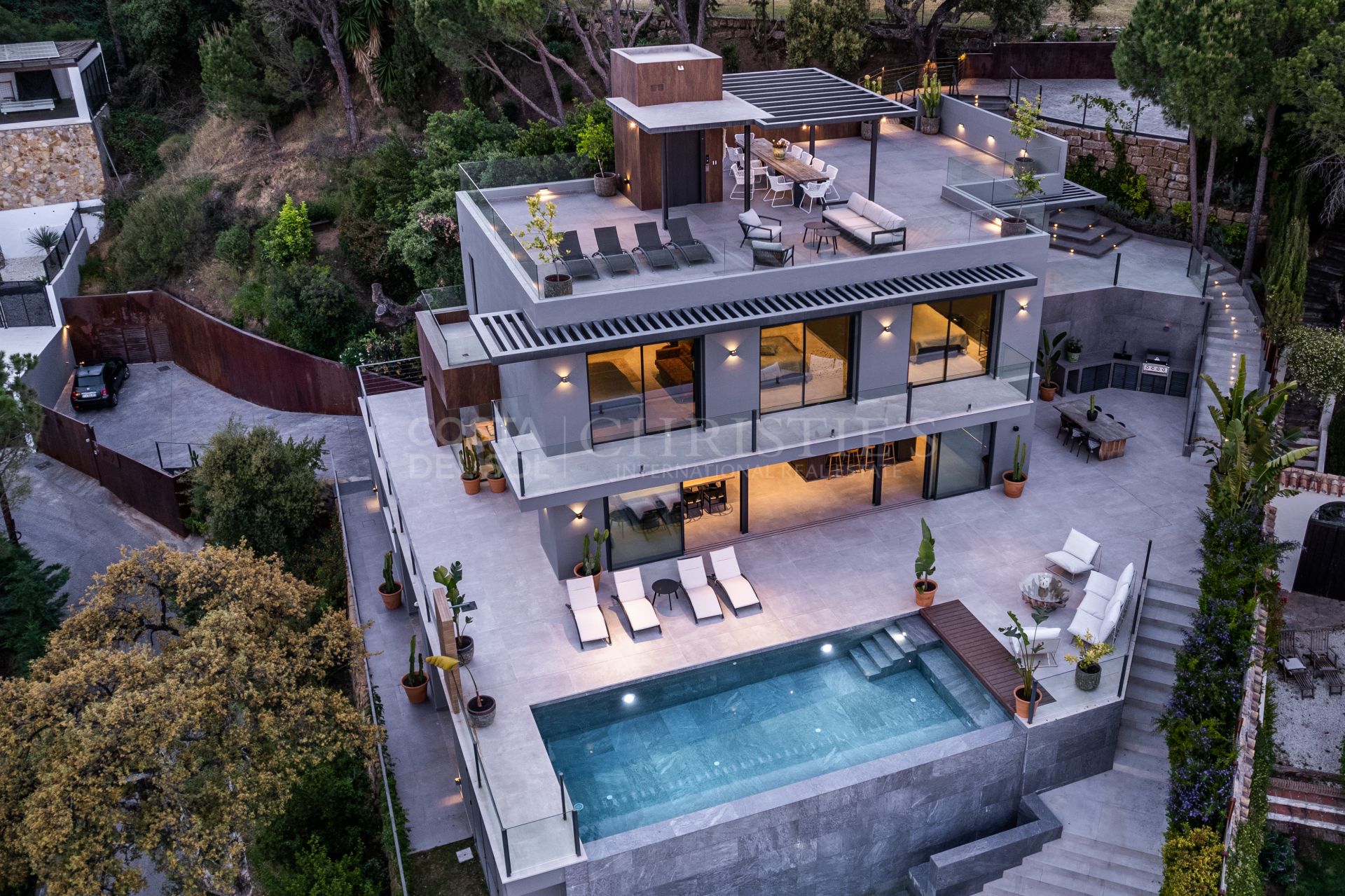 Hill-Top Modern Villa in El Madronal. | Christie’s International Real Estate