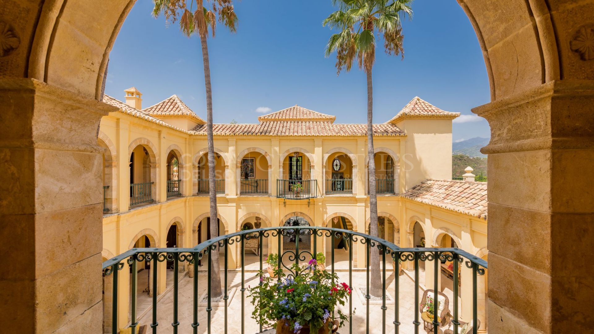 Villa zu verkaufen in Arroyo de las Cañas, Estepona | Christie’s International Real Estate
