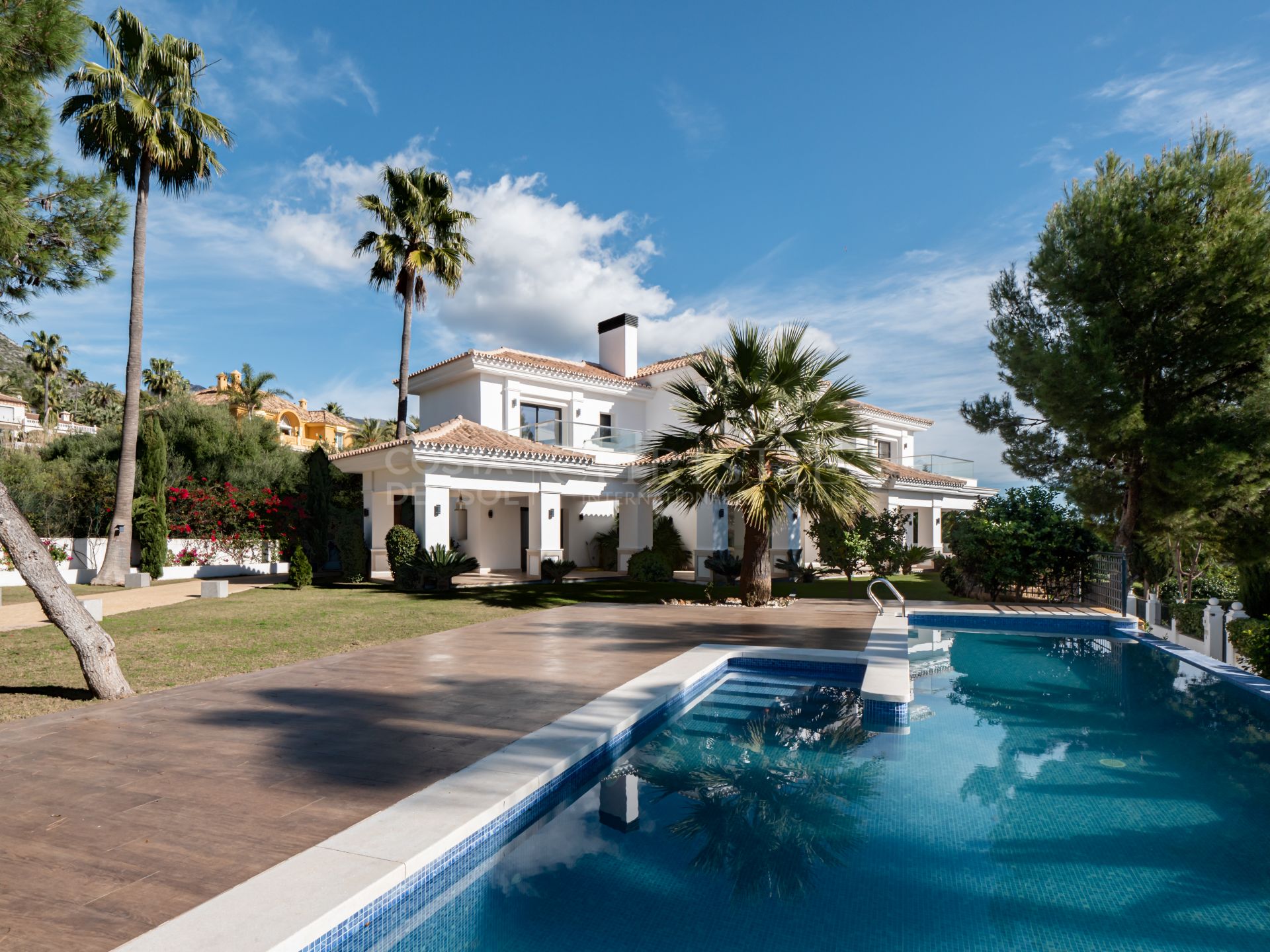 Luxuriöse Villa Azure in Sierra Blanca, Marbella Goldene Meile | Christie’s International Real Estate