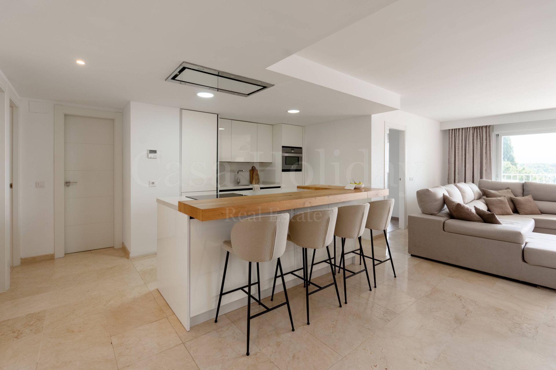 Apartment in Nueva Andalucia, Marbella