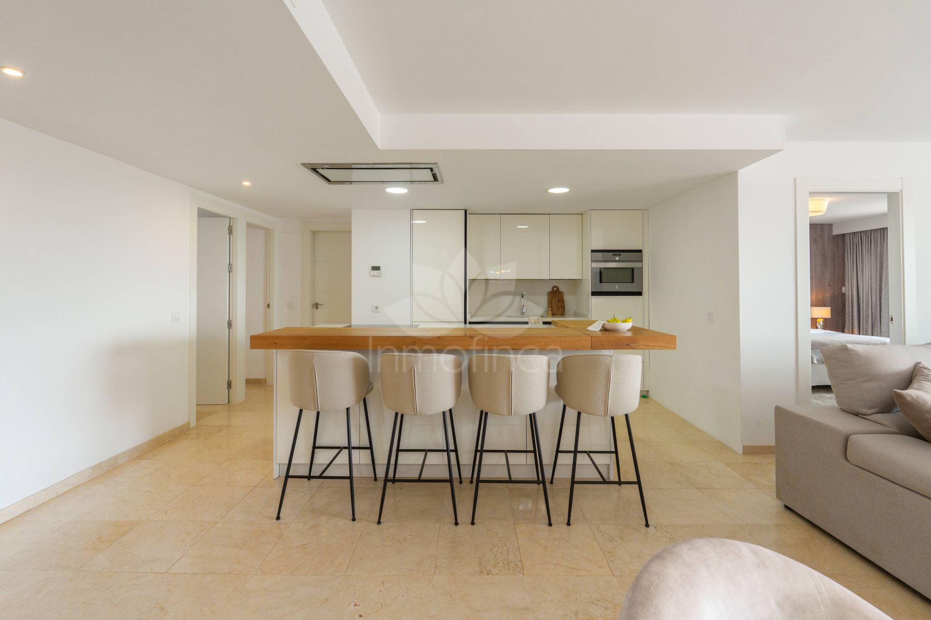 Apartamento en Nueva Andalucia, Marbella