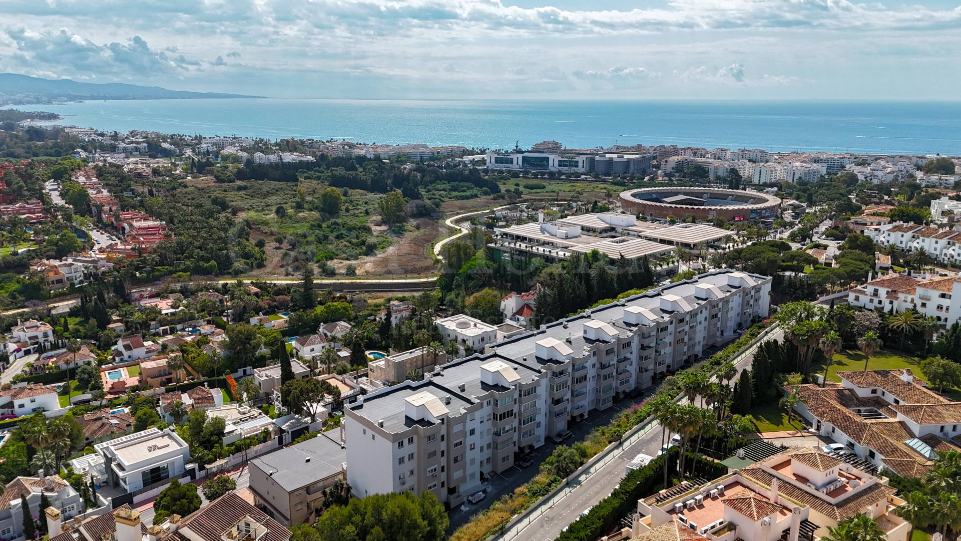 Apartment in Nueva Andalucia, Marbella