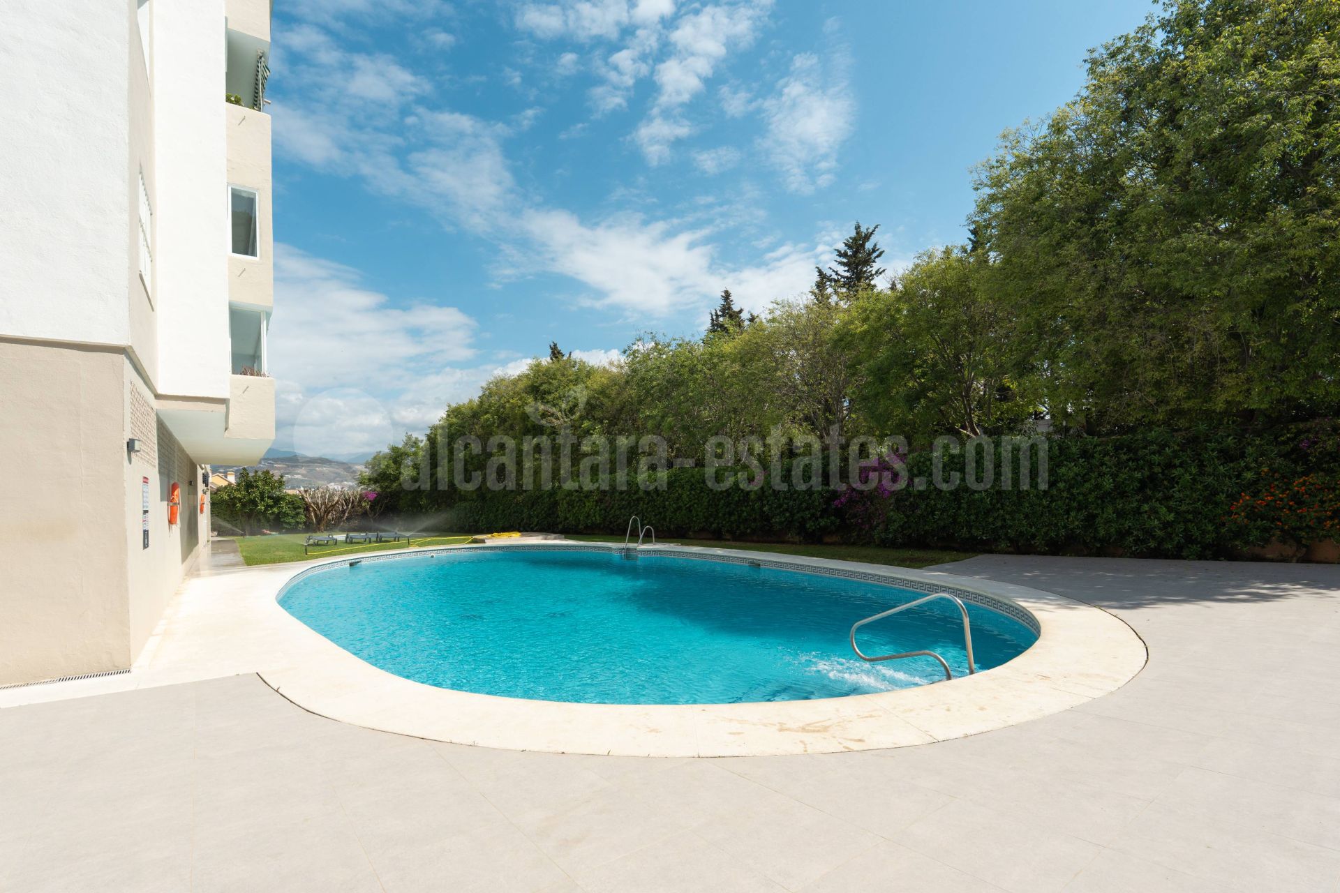 Apartment in Nueva Andalucia, Marbella
