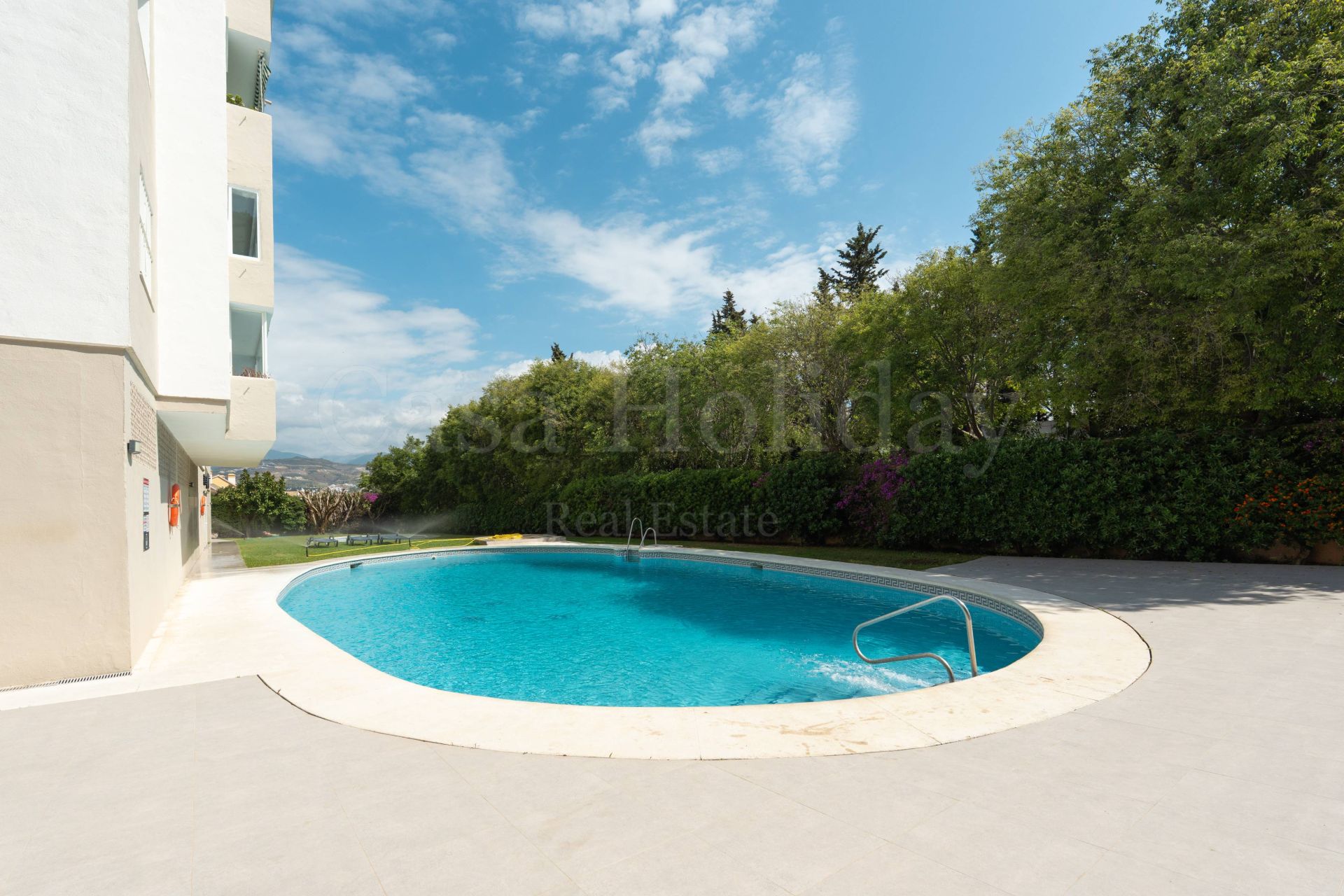 Apartment in Nueva Andalucia, Marbella
