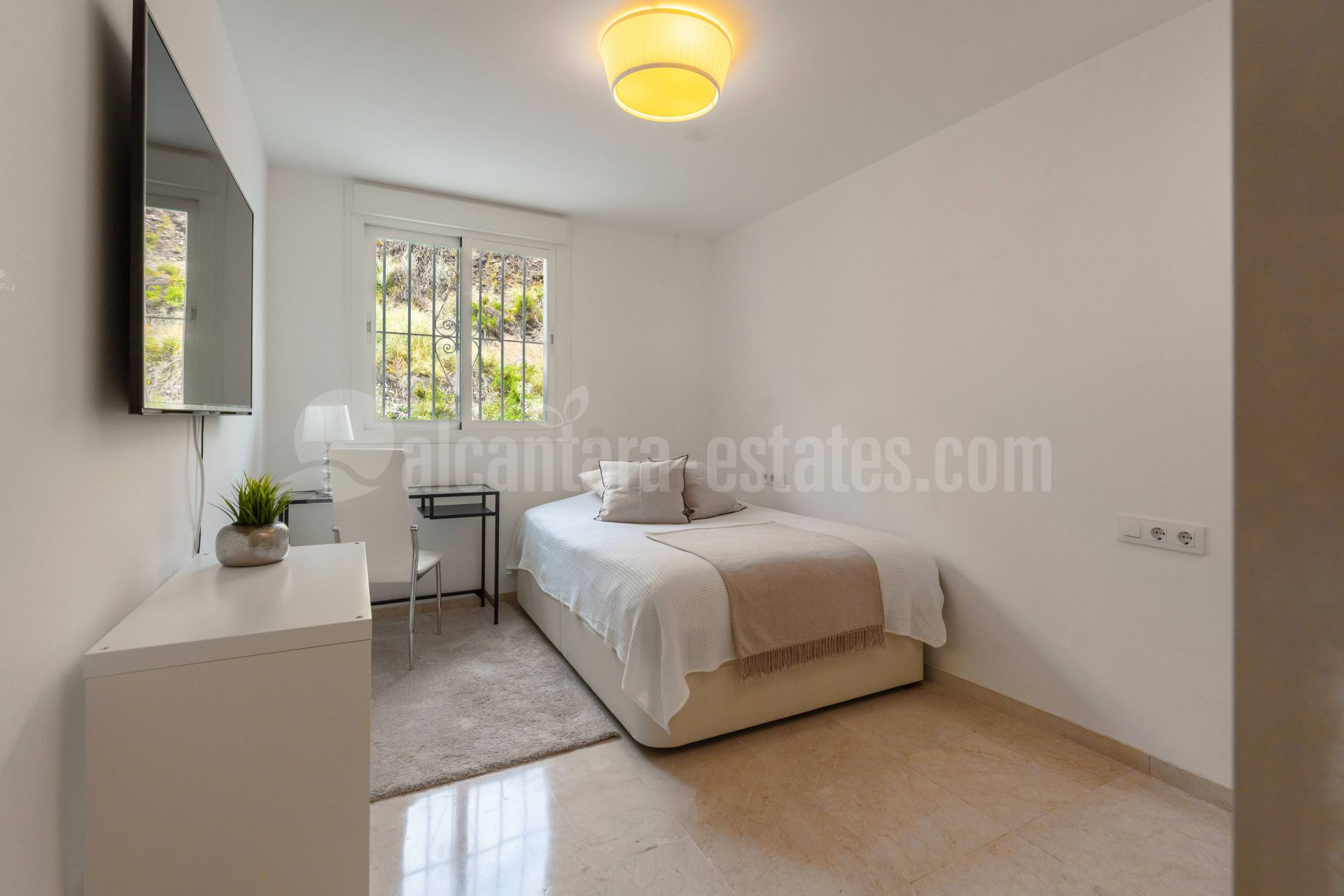 Apartment in Nueva Andalucia, Marbella