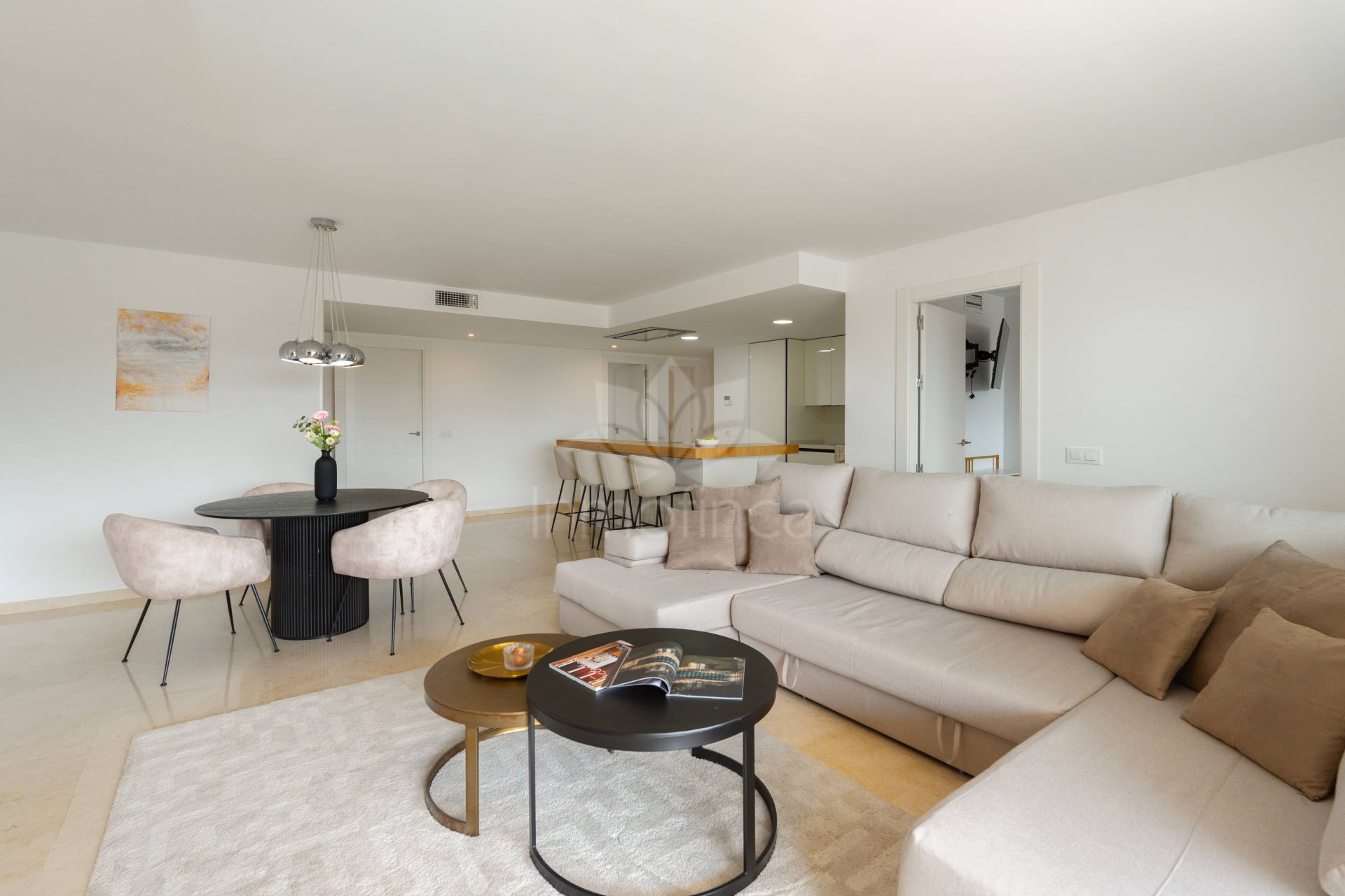 Apartamento en Nueva Andalucia, Marbella