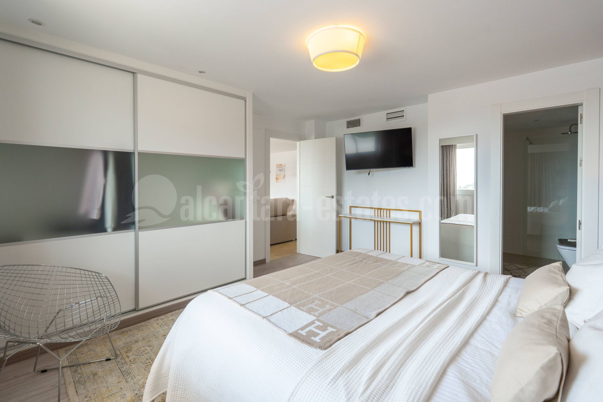 Apartment in Nueva Andalucia, Marbella