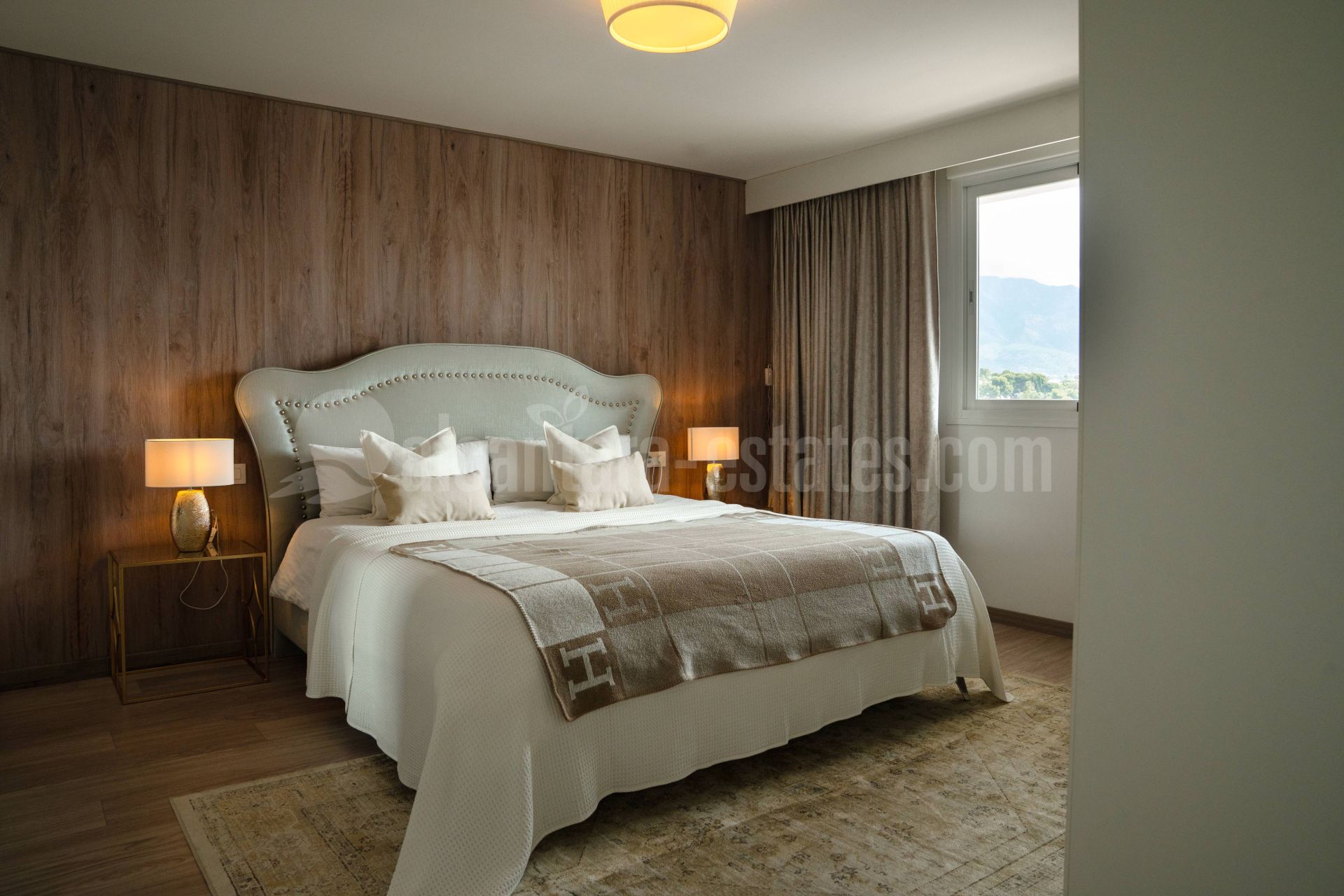 Apartment in Nueva Andalucia, Marbella