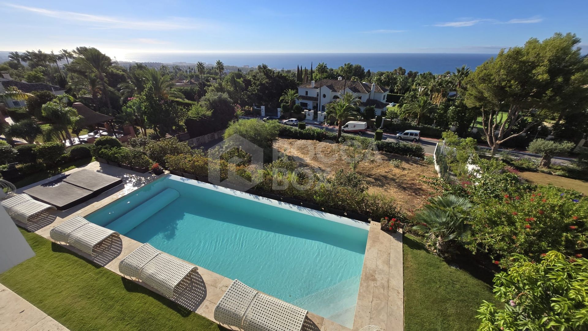 Exclusive Luxury Villa with Guaranteed Sea Views in Sierra Blanca, Marbella