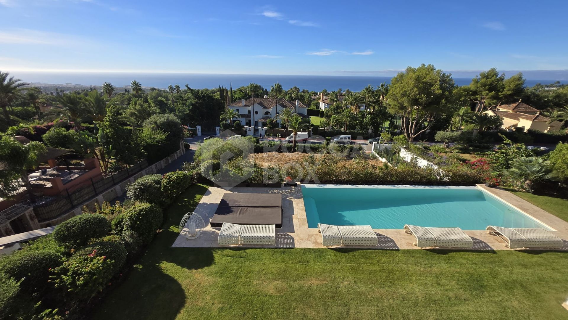 Exclusive Luxury Villa with Guaranteed Sea Views in Sierra Blanca, Marbella