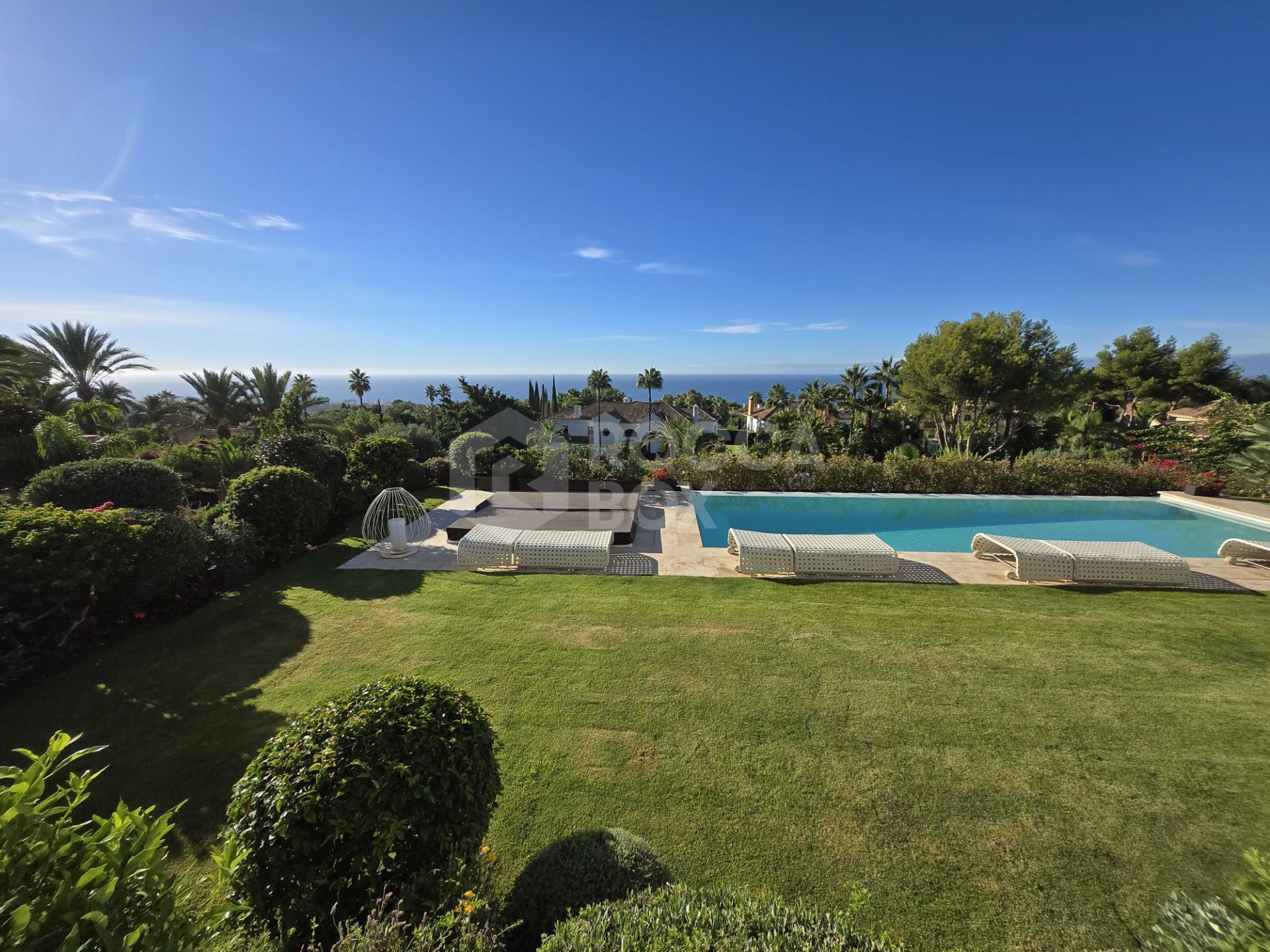 Exclusive Luxury Villa with Guaranteed Sea Views in Sierra Blanca, Marbella