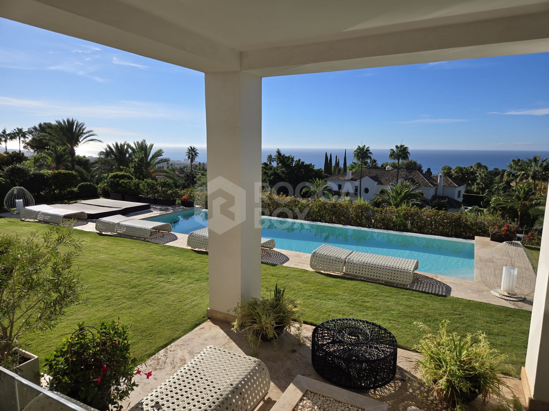 Exclusive Luxury Villa with Guaranteed Sea Views in Sierra Blanca, Marbella