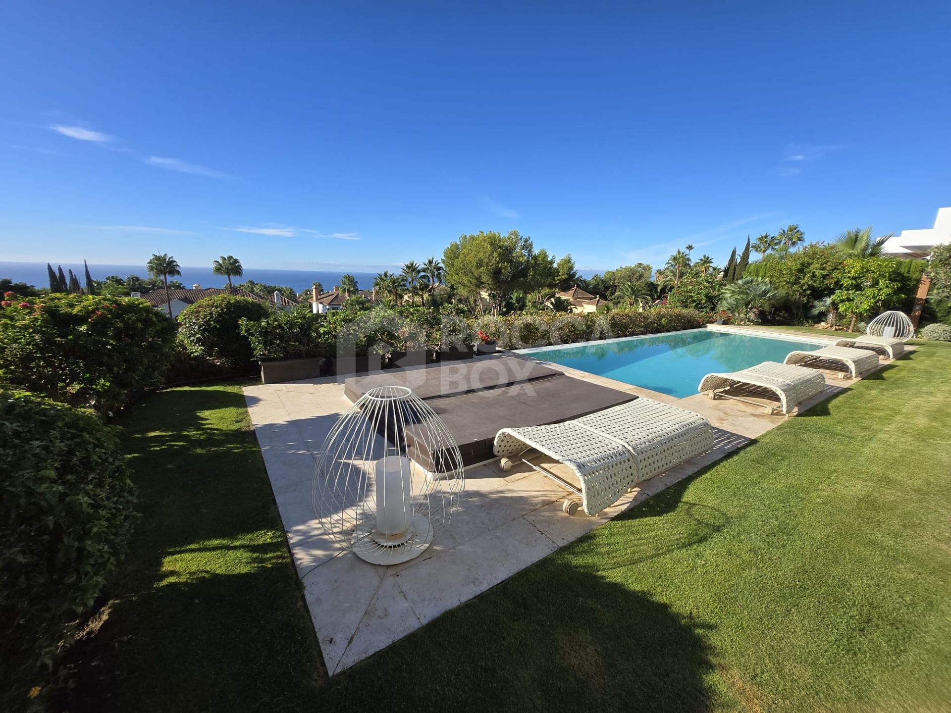 Exclusive Luxury Villa with Guaranteed Sea Views in Sierra Blanca, Marbella