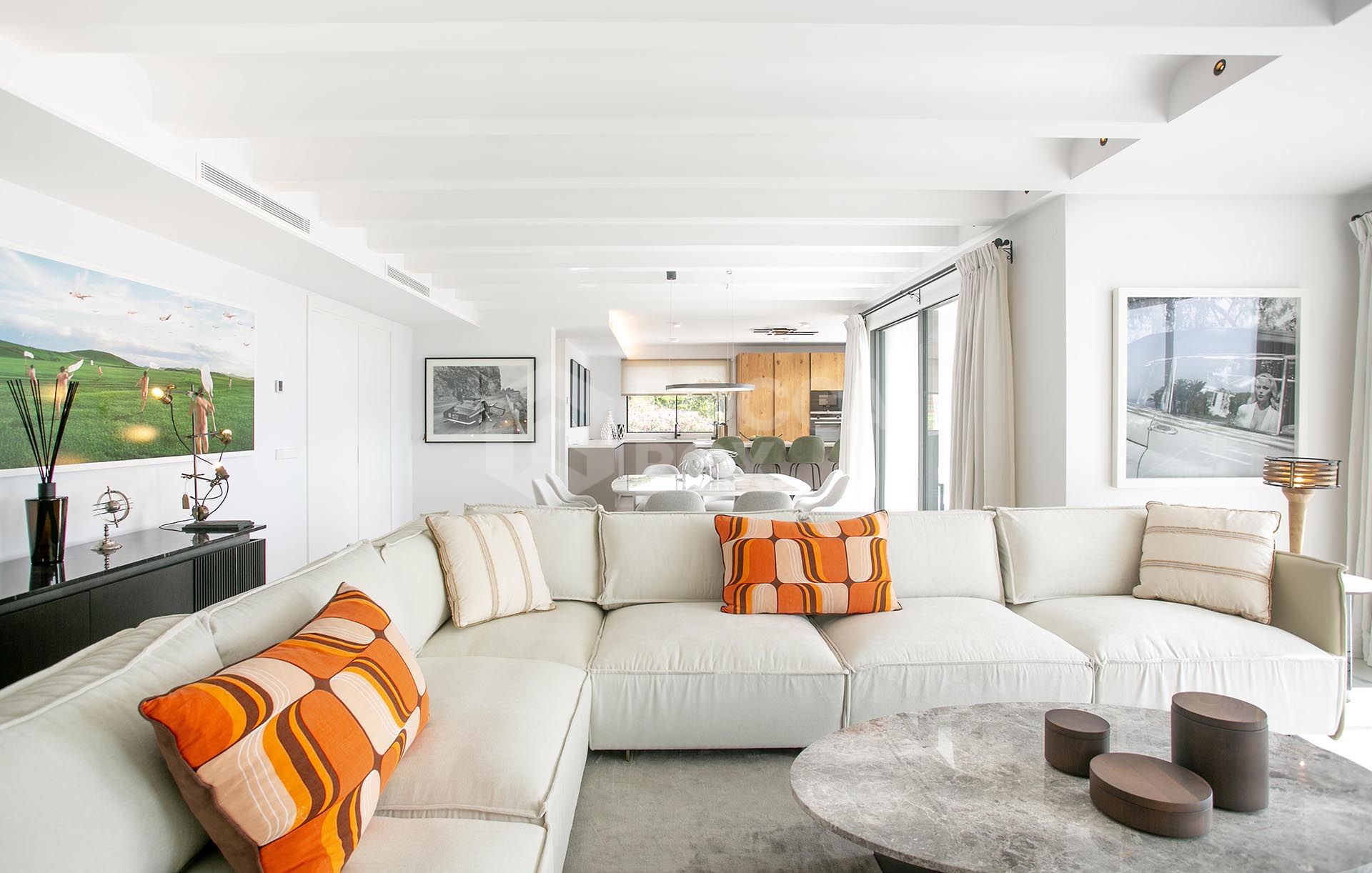 Luxury Five-Bedroom Villa with Panoramic Sea Views in Rocio de Nagüeles, Marbella Golden Mile
