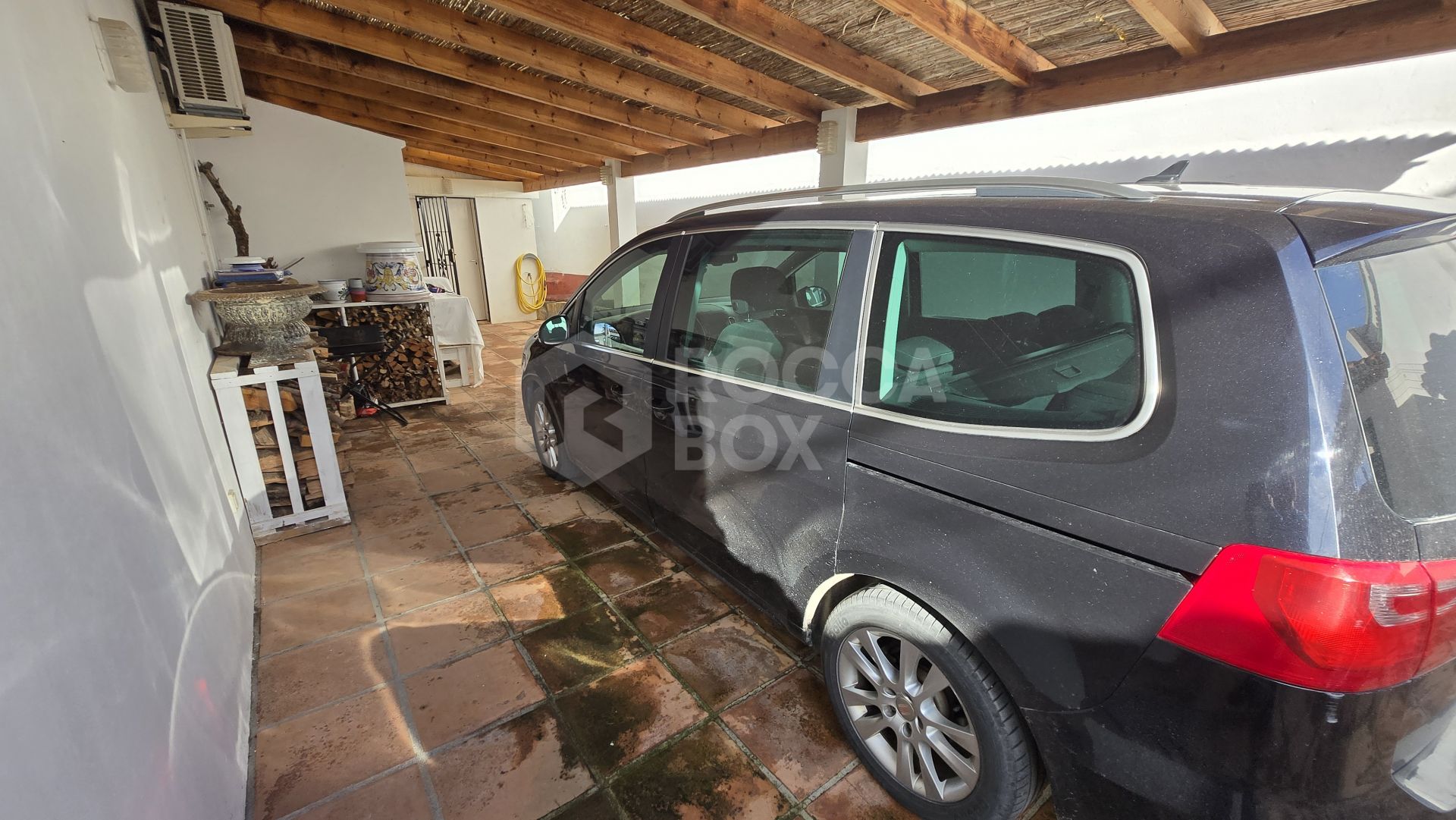 Charming traditional style Villa with Panoramic Sea Views and guest apartment in Puerto Romano, Estepona