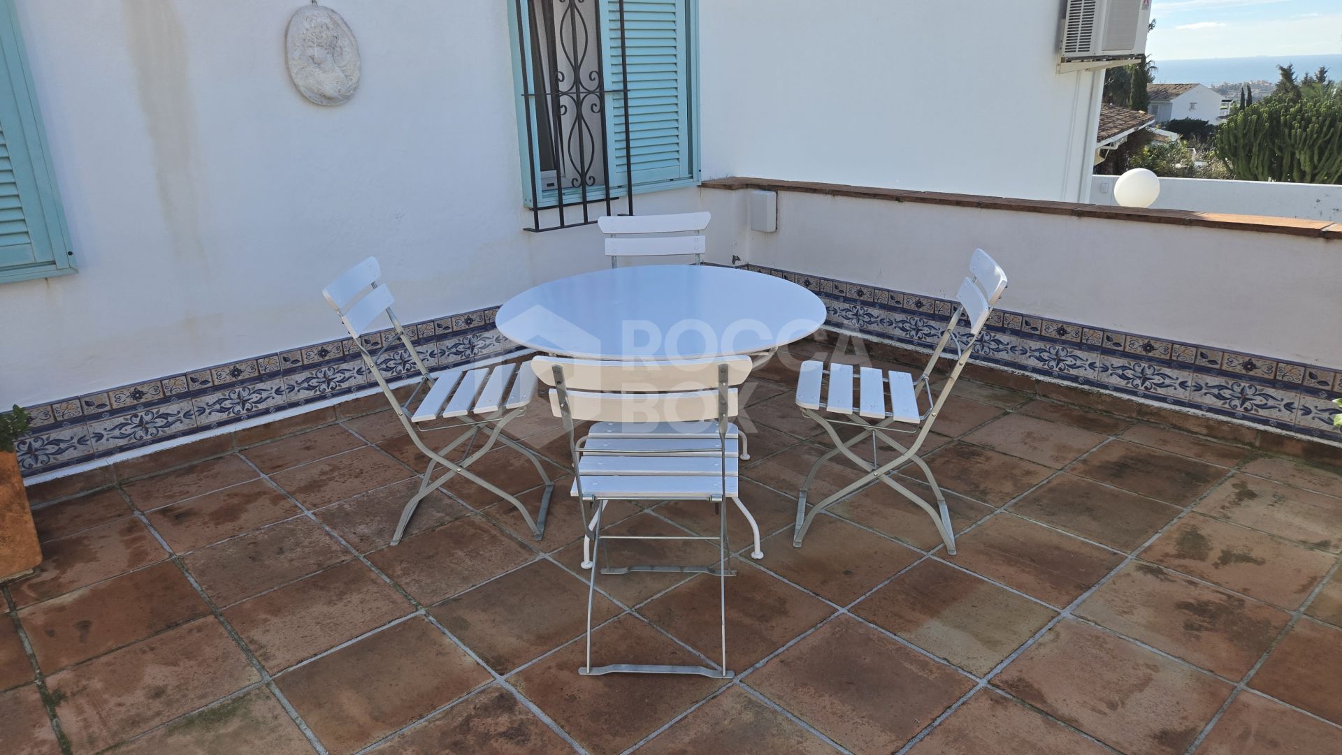 Charming traditional style Villa with Panoramic Sea Views and guest apartment in Puerto Romano, Estepona