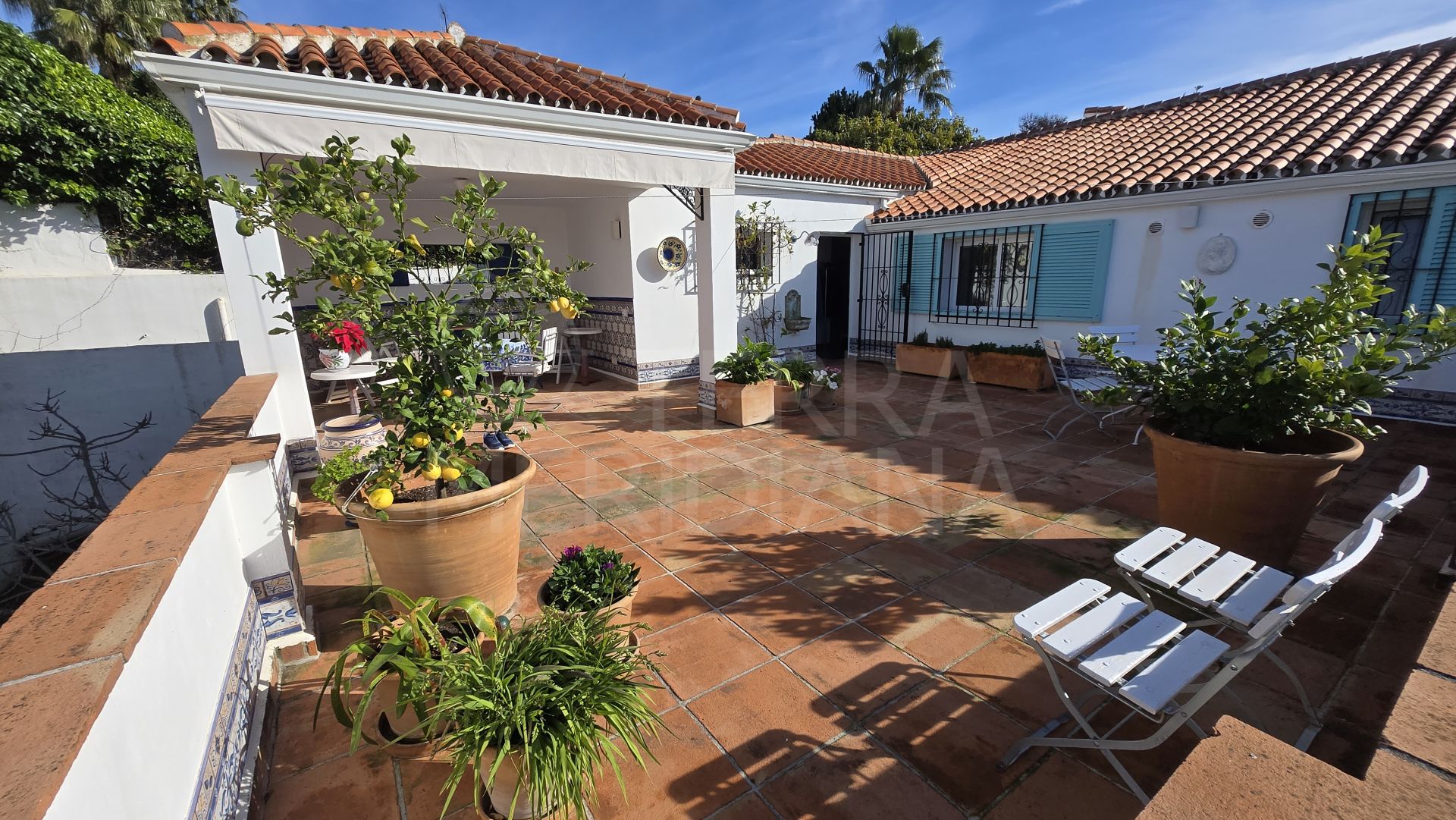 Villa in Puerto Romano, Estepona