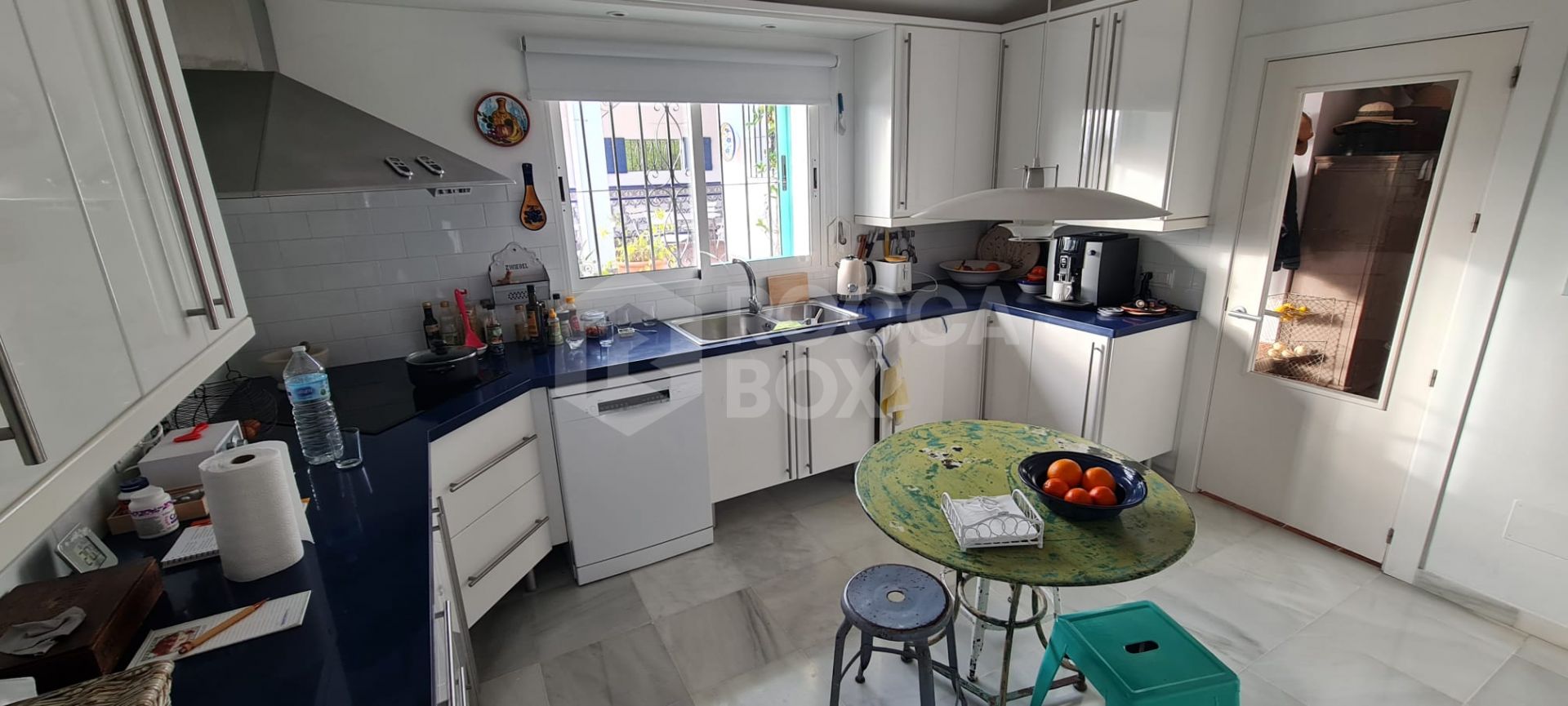 Charming traditional style Villa with Panoramic Sea Views and guest apartment in Puerto Romano, Estepona