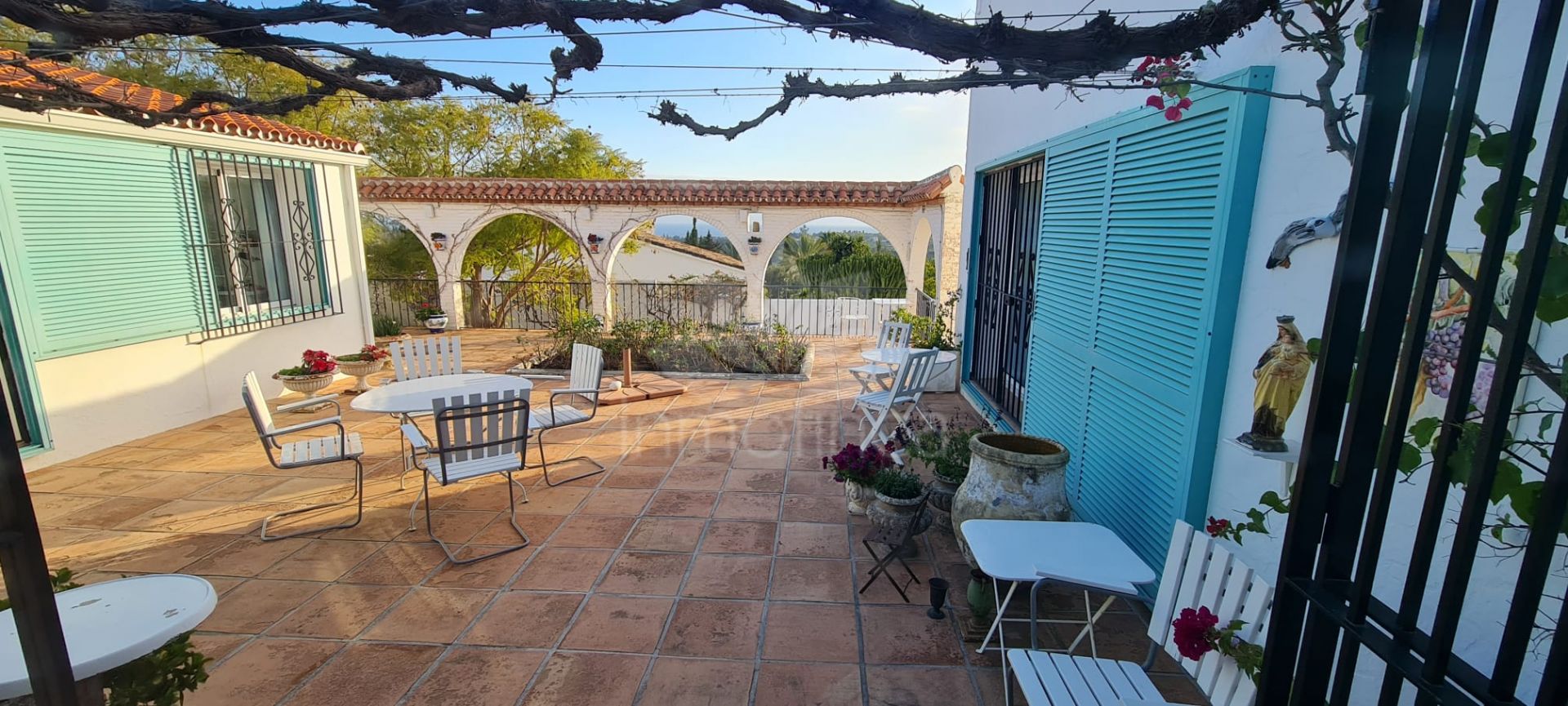 Villa in Puerto Romano, Estepona