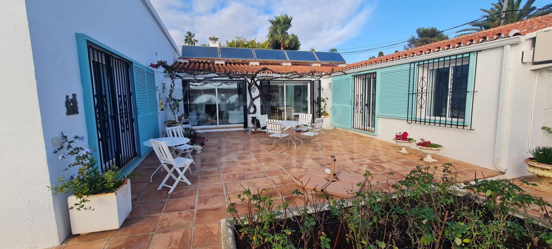 Villa in Puerto Romano, Estepona