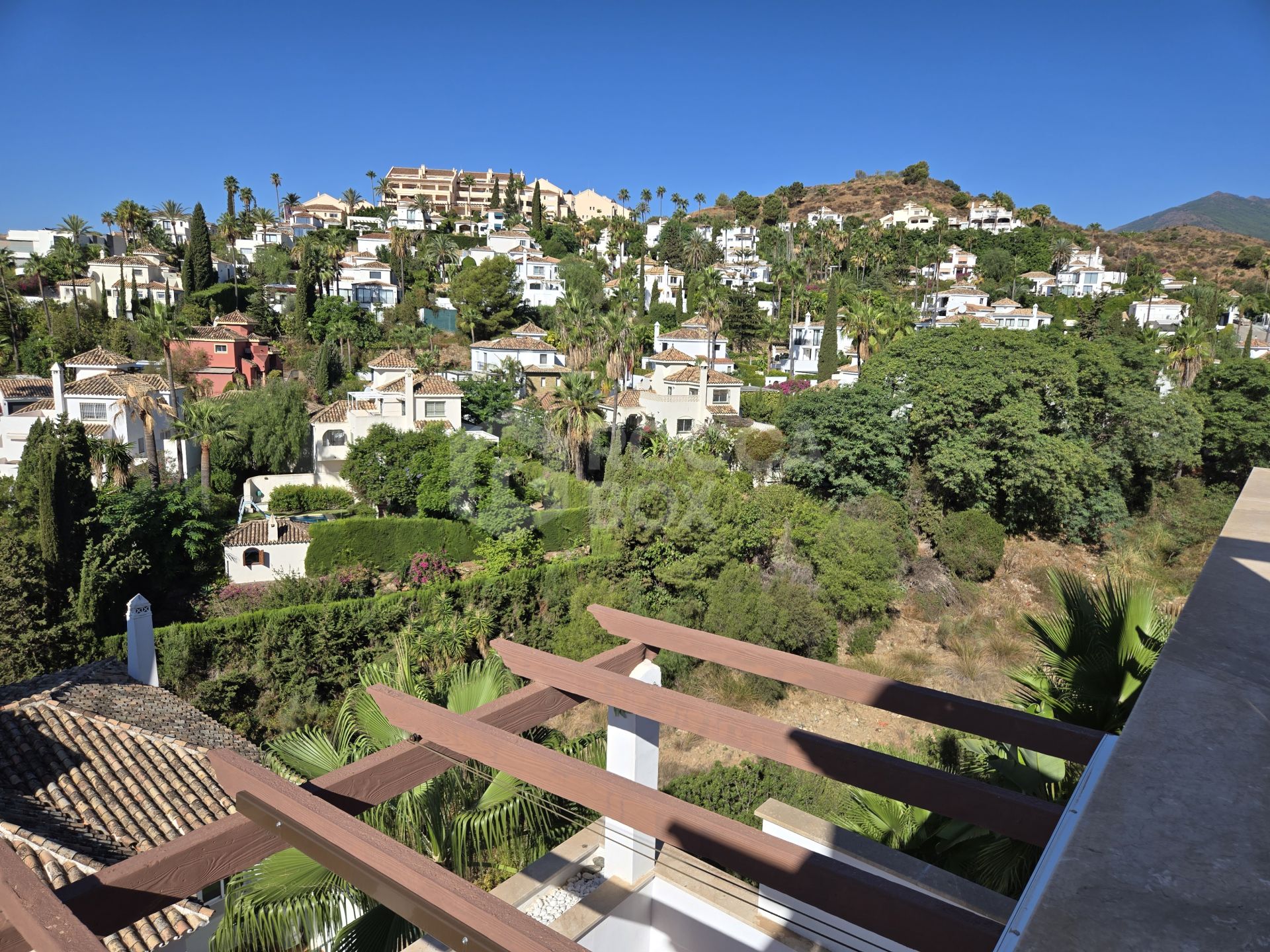 Luxurious Duplex Penthouse in Aloha Royal, Nueva Andalucia