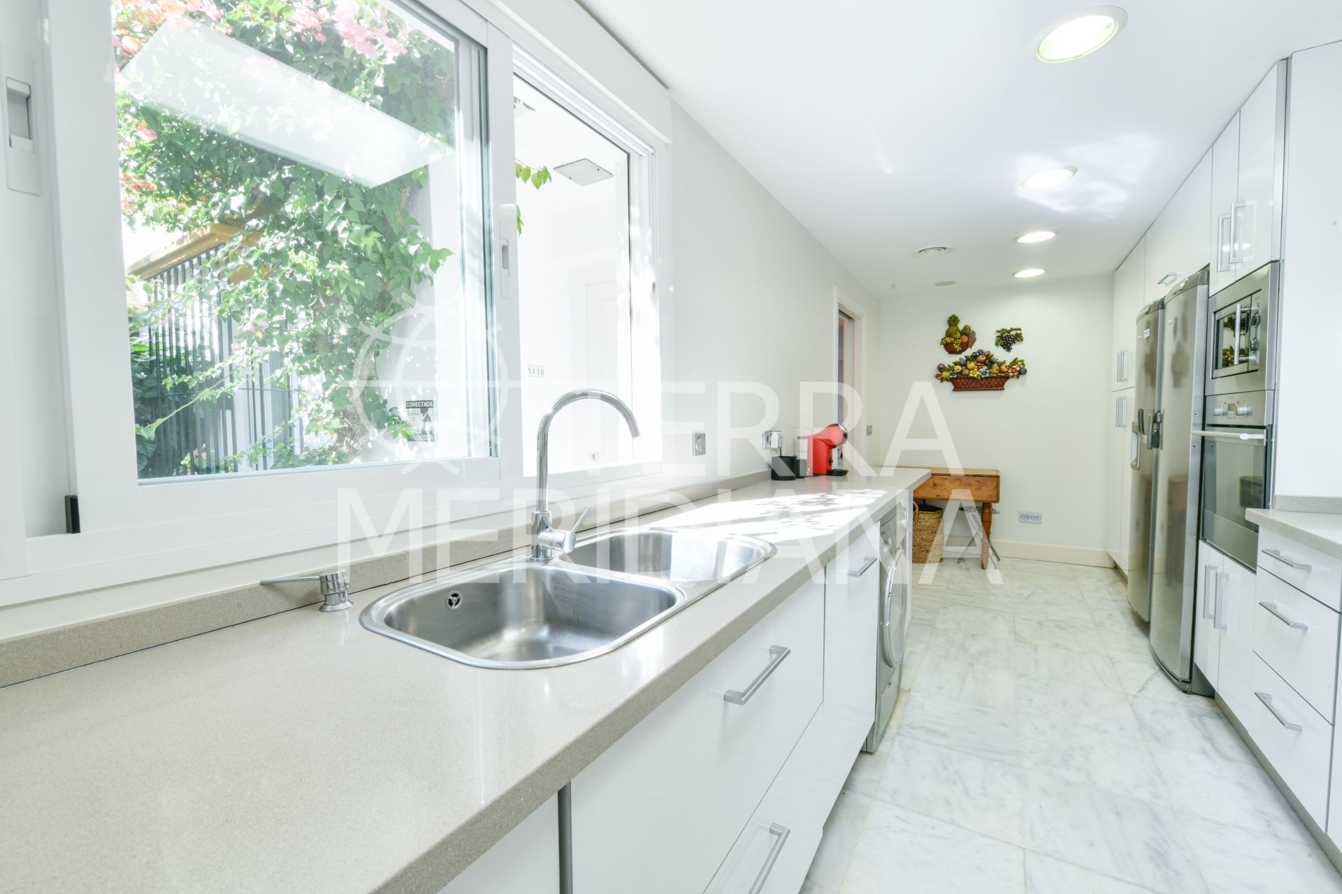 Town House in Marbellamar, Marbella