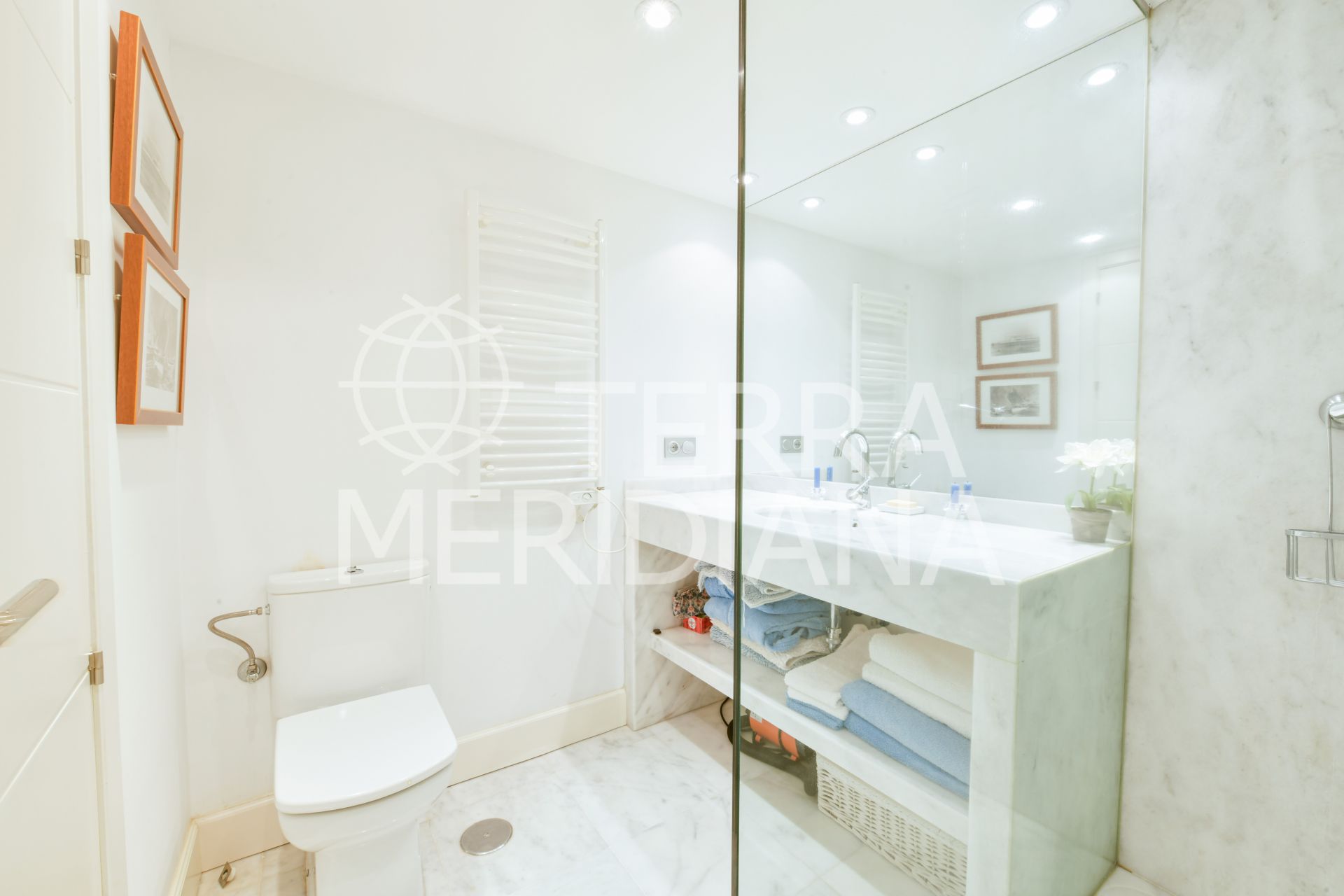 Town House in Marbellamar, Marbella