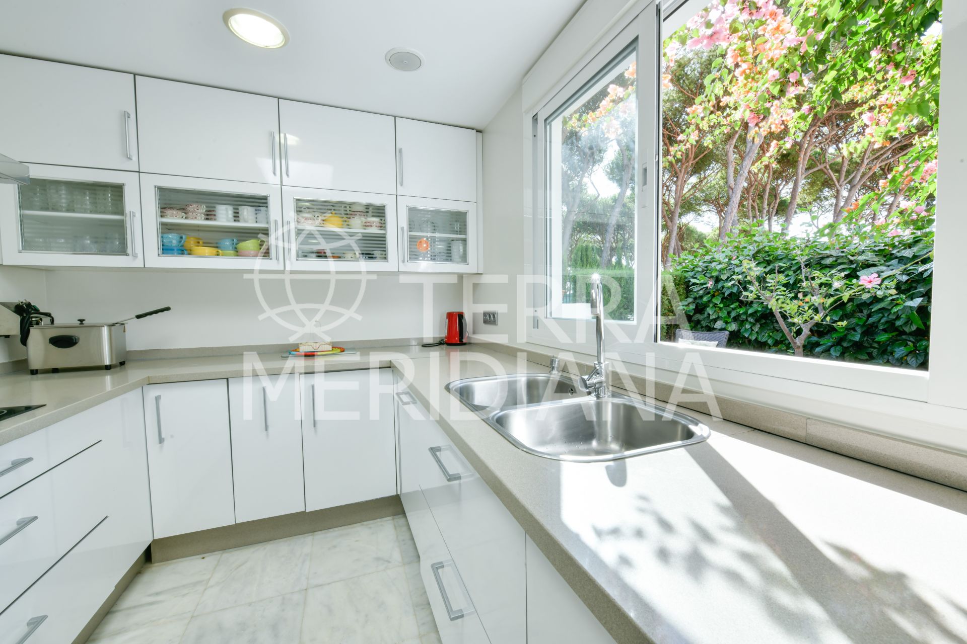 Town House in Marbellamar, Marbella