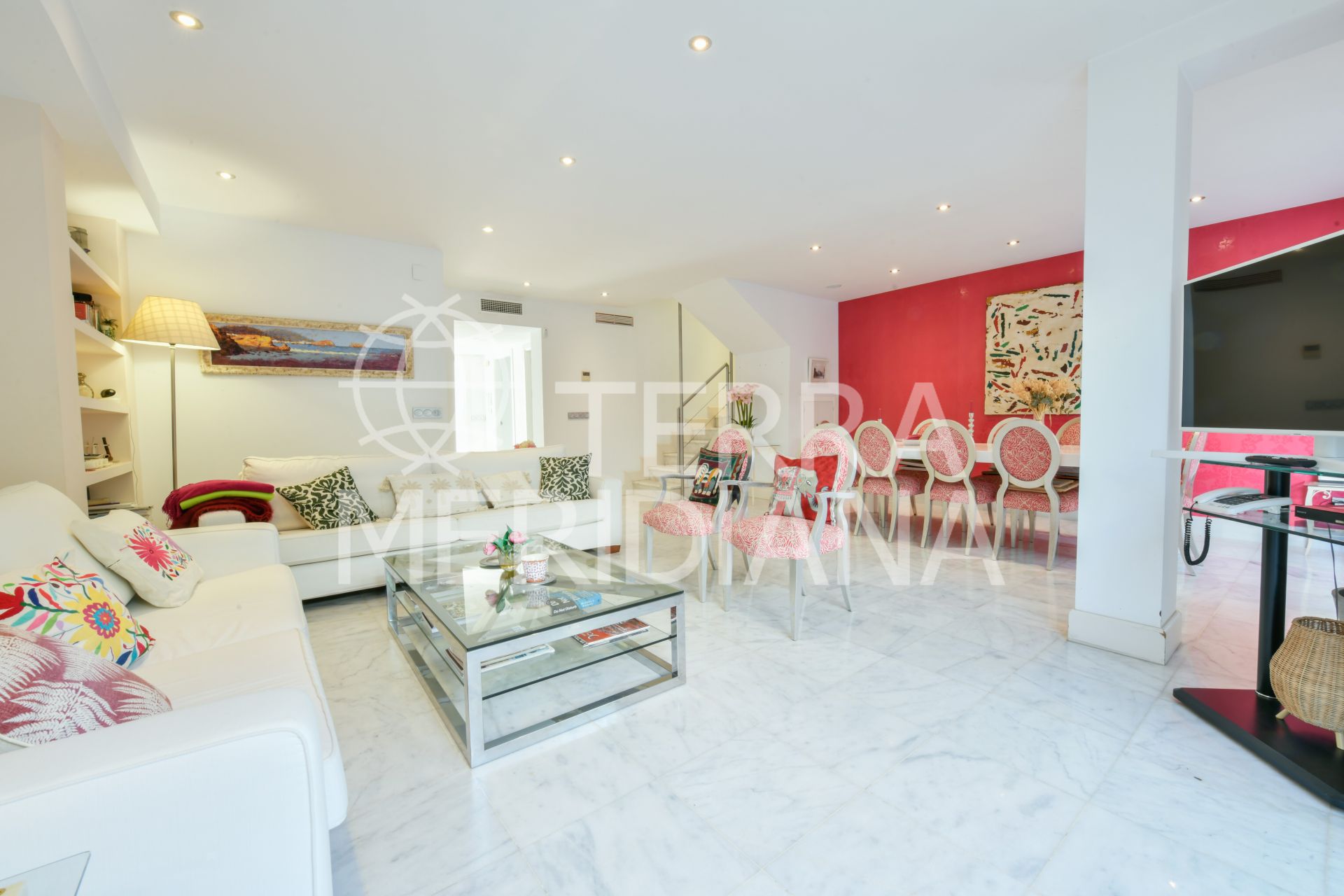Town House in Marbellamar, Marbella