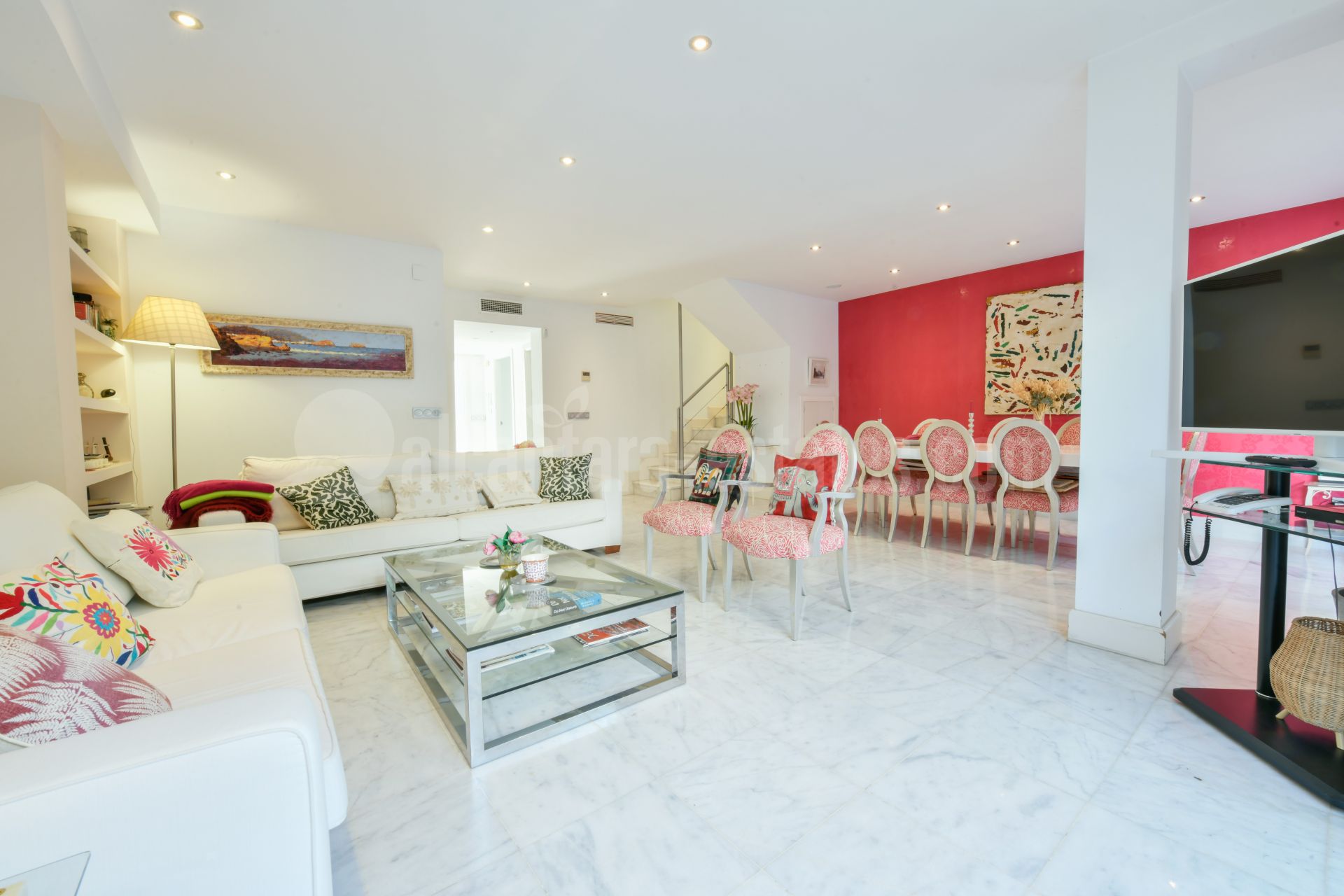 Town House in Marbellamar, Marbella