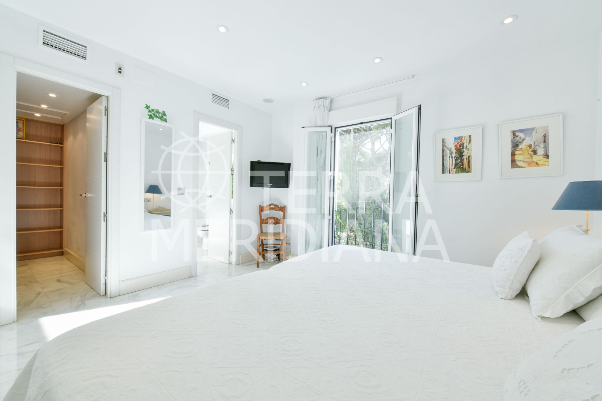 Town House in Marbellamar, Marbella