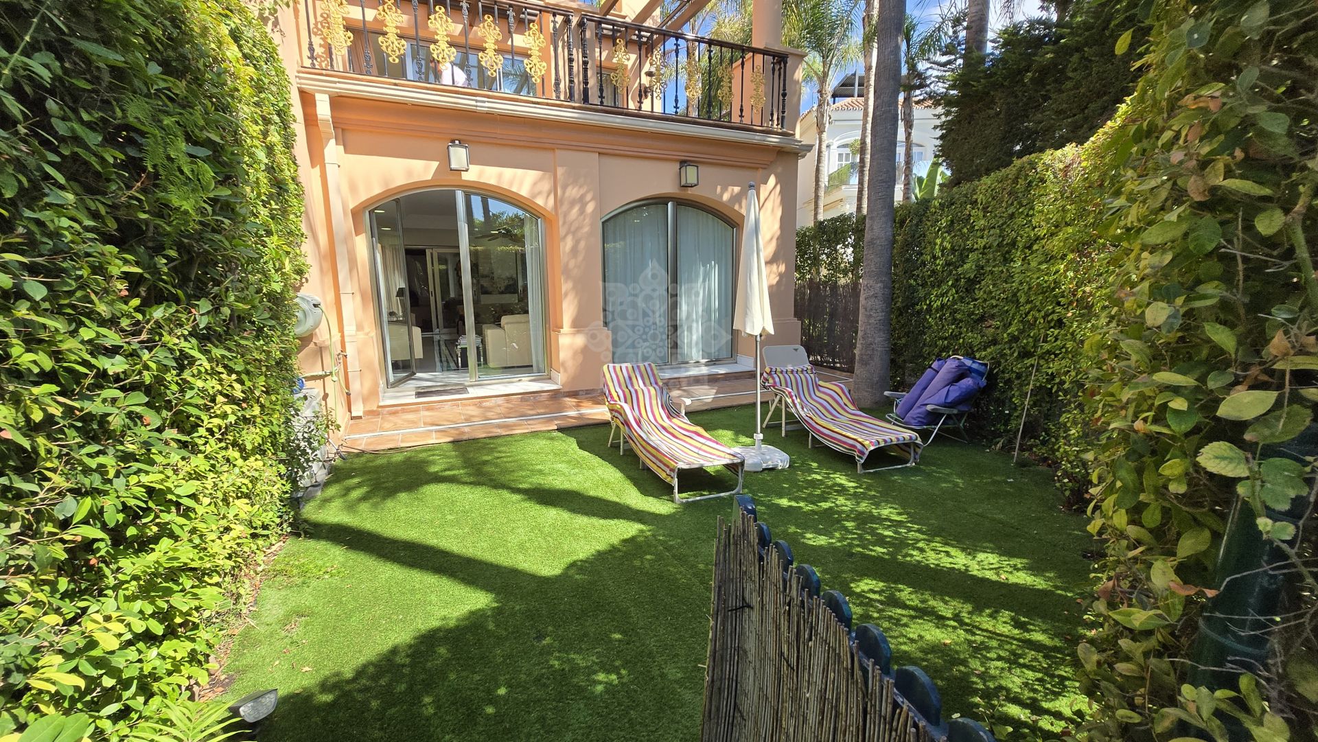 Apartamento Planta Baja en Casa Nova, Marbella