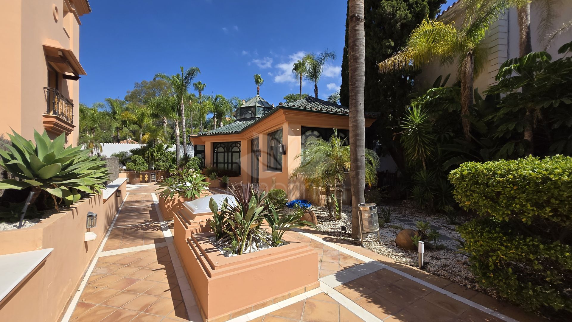 Apartamento Planta Baja en Casa Nova, Marbella