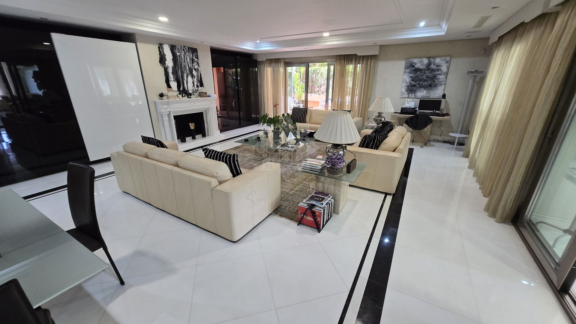 Apartamento Planta Baja en Casa Nova, Marbella