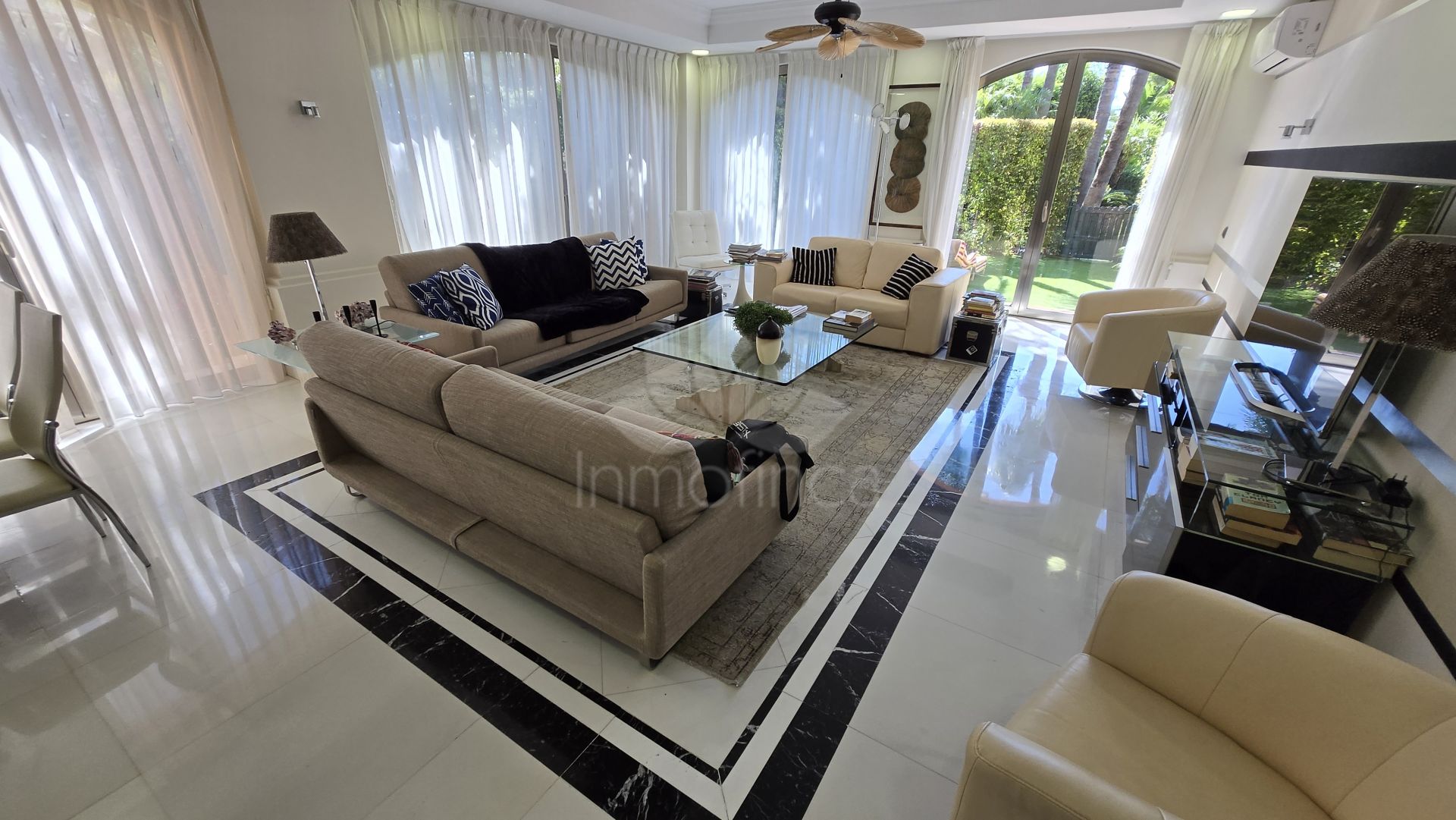 Apartamento Planta Baja en Casa Nova, Marbella