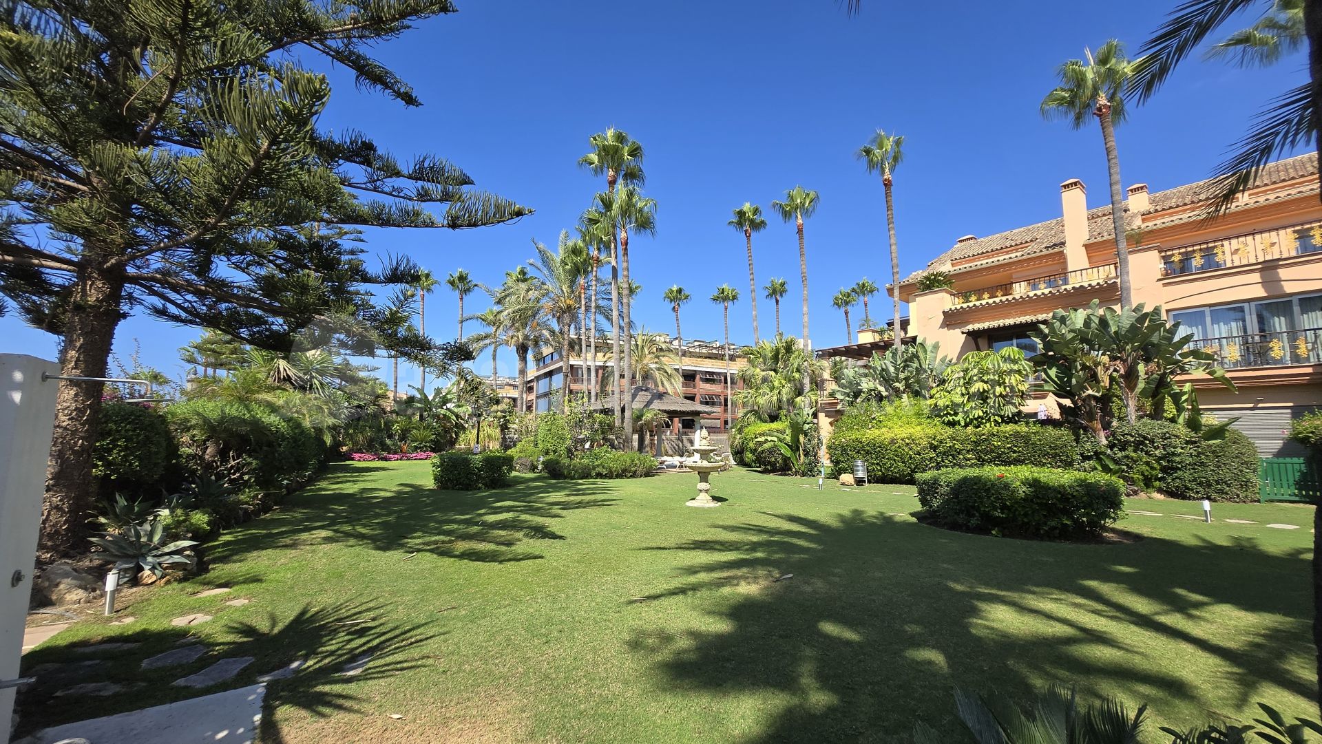 Ground Floor Apartment in Casa Nova, Marbella