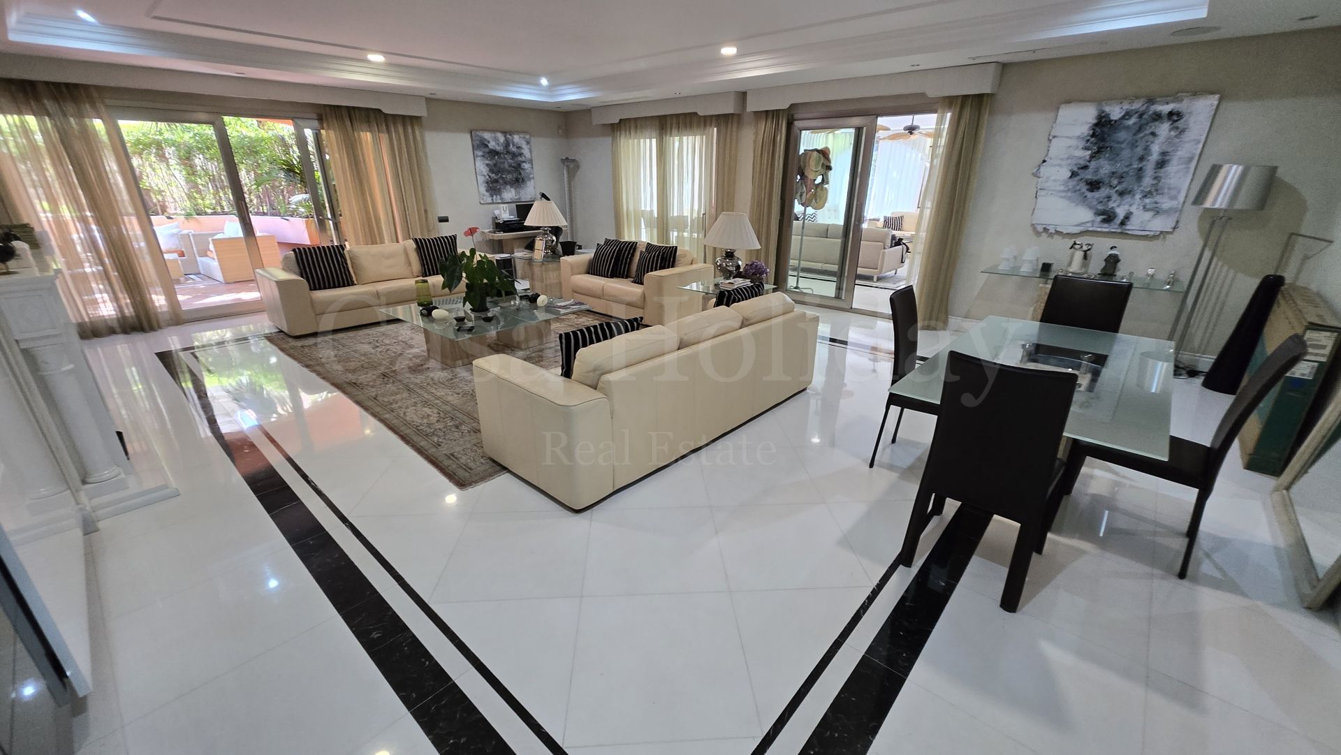Apartamento Planta Baja en Casa Nova, Marbella