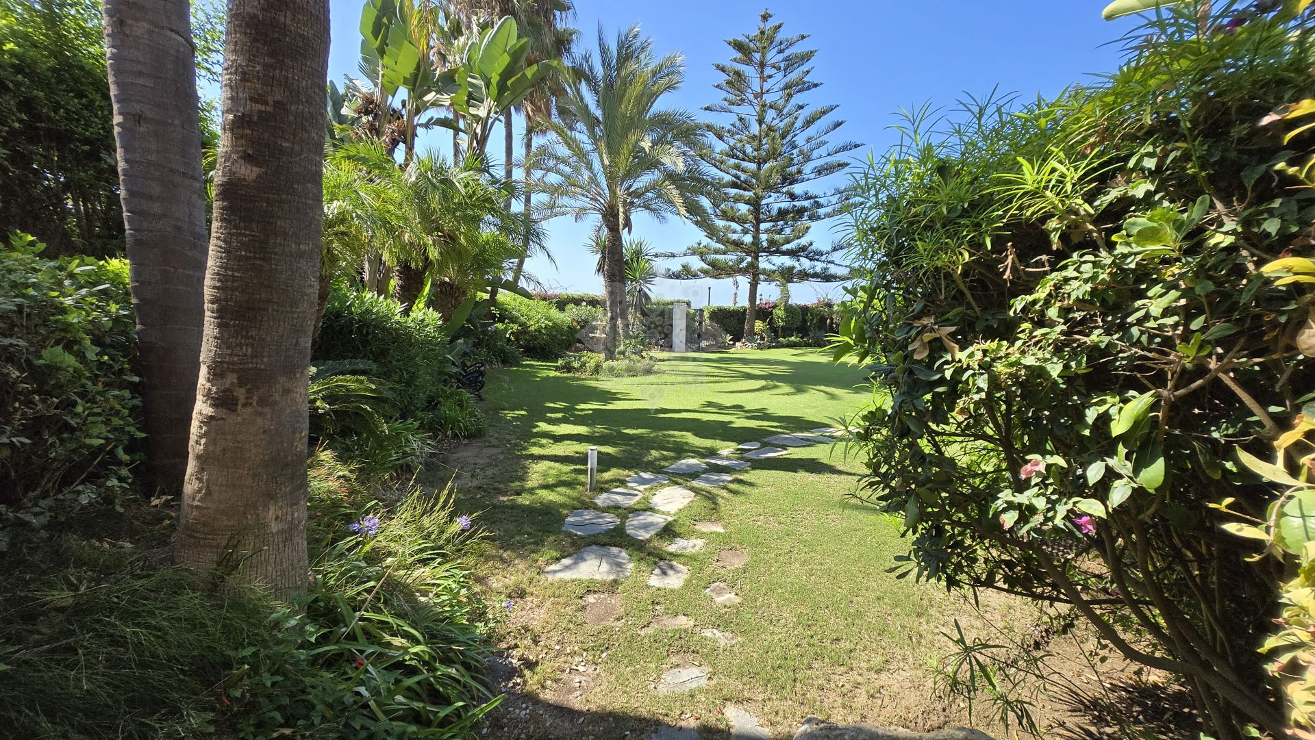 Apartamento Planta Baja en Casa Nova, Marbella