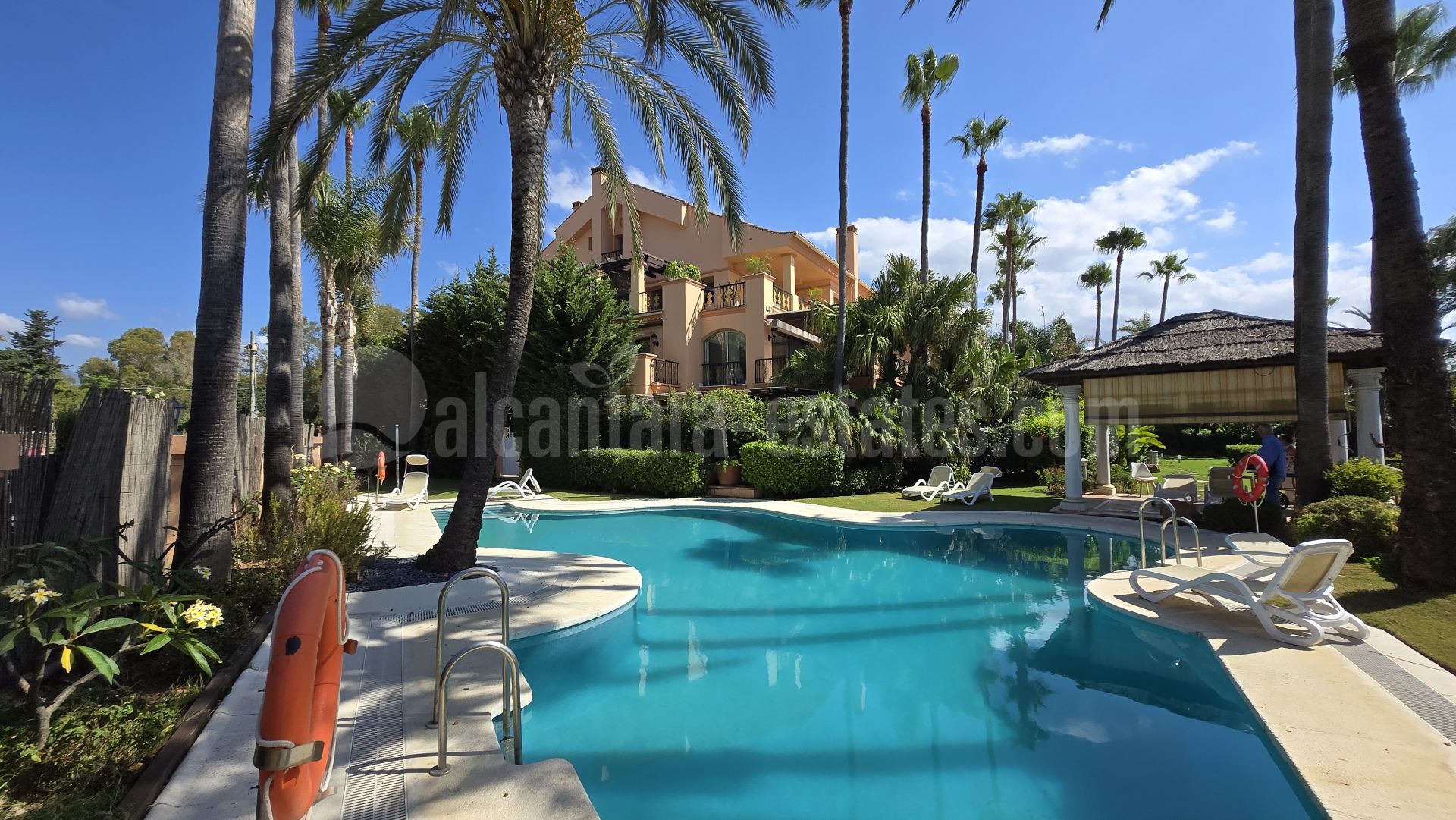 Ground Floor Apartment in Casa Nova, Marbella