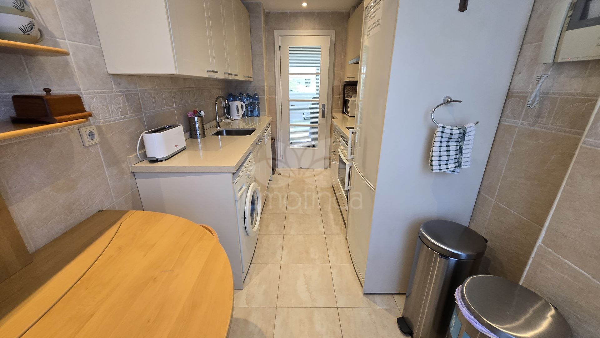 Apartamento en Las Cañas Beach, Marbella
