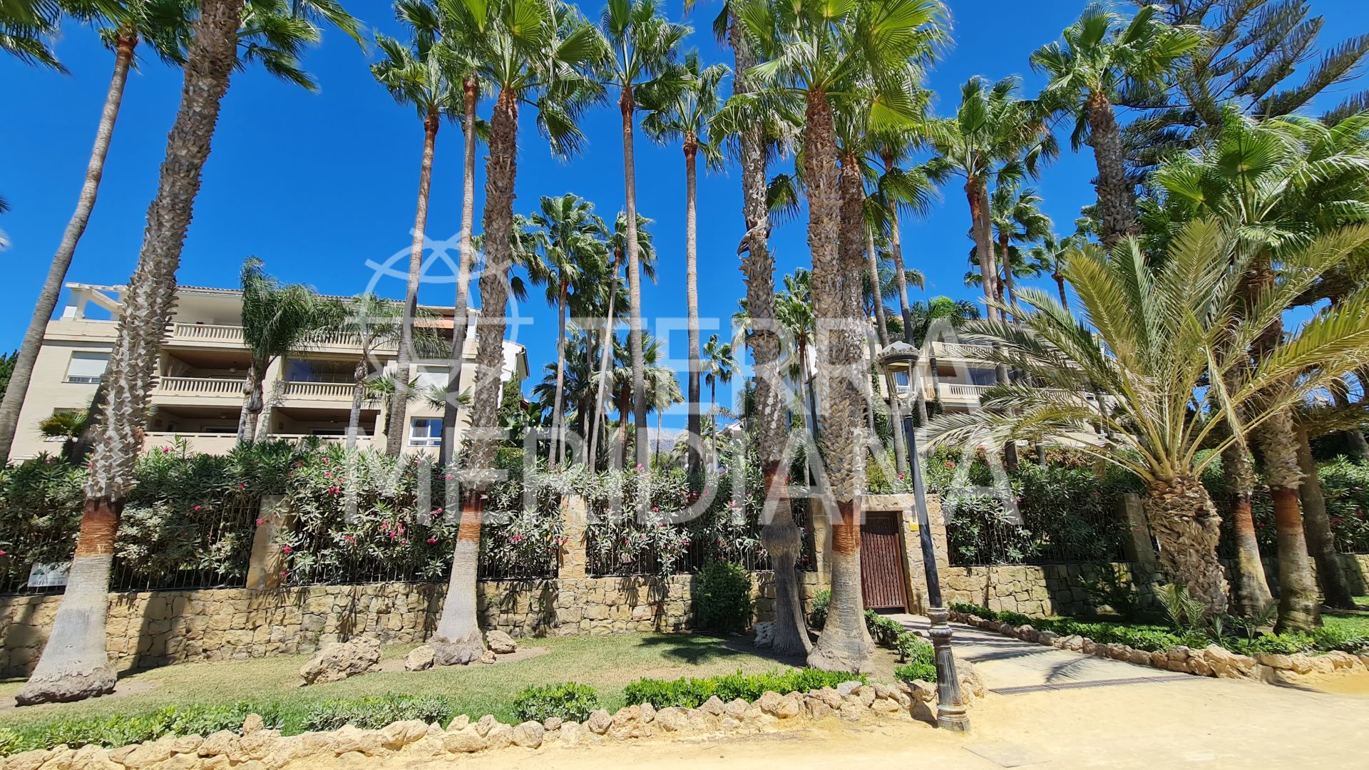 Apartment in Las Cañas Beach, Marbella